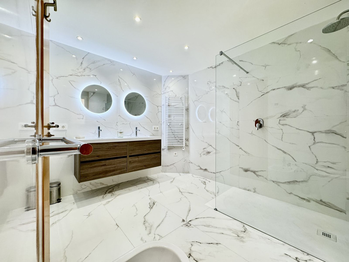 marbellachoice's tweet photo. New on Market- Los Flamingos- 3- bed Apartment with Privat Garden - https://t.co/EpKHABAKW4 https://t.co/Mo7lO09EtS