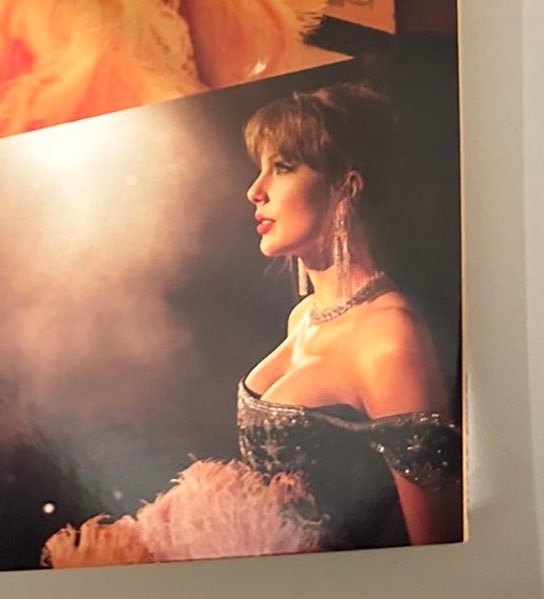 drataylorswift's tweet image. grande coração