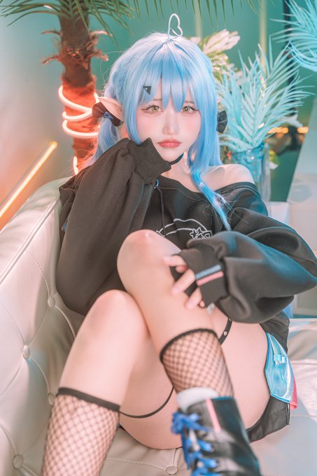 Twitterのコスプレ画像17