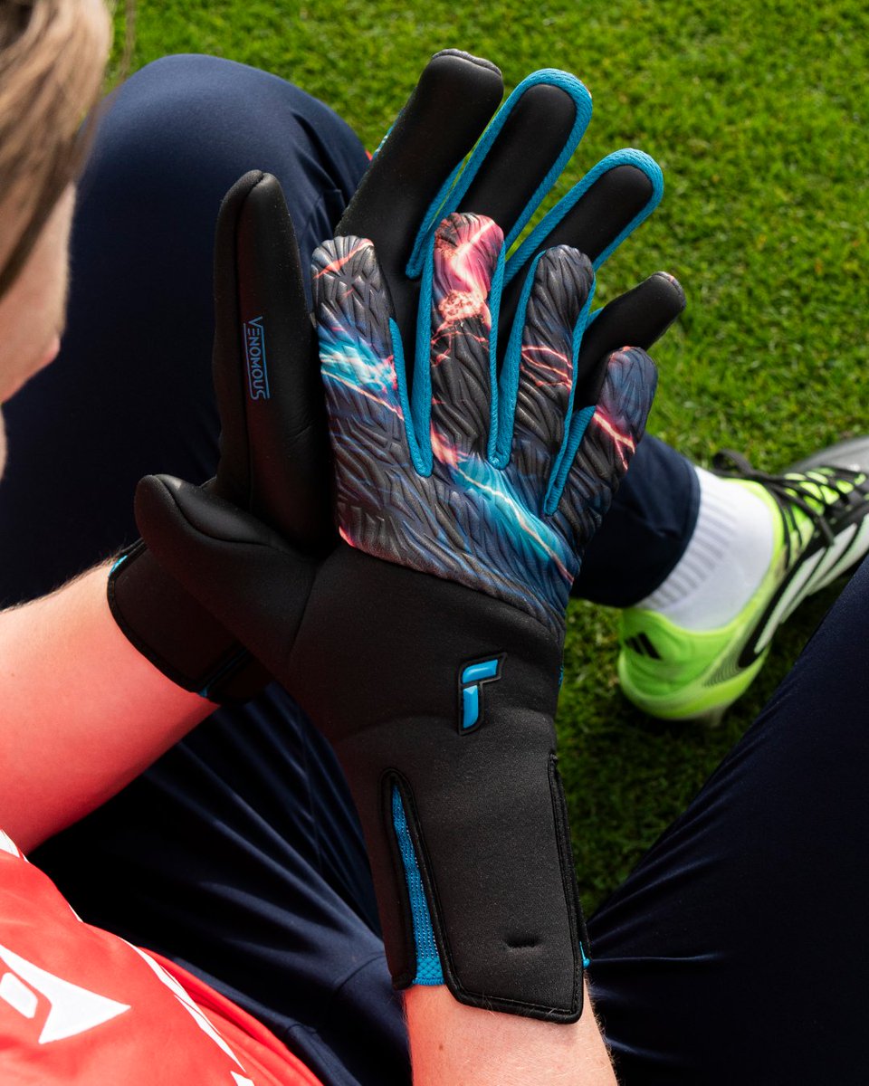 Pro:Direct Keepers tweet media