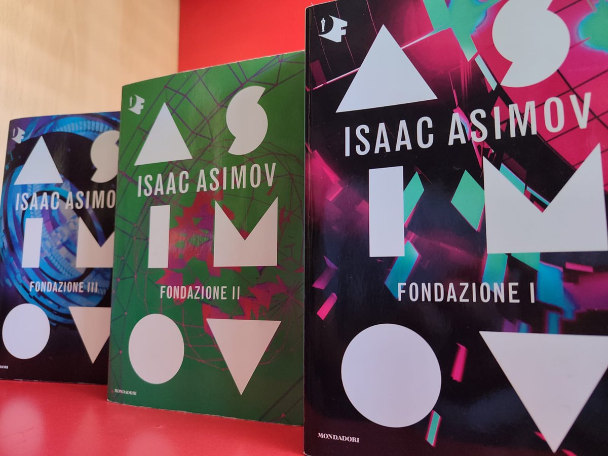 Usually, I post about #AI and #tech resources, but I just finished reading 𝗜𝘀𝗮𝗮𝗰 𝗔𝘀𝗶𝗺𝗼𝘃’𝘀 𝗙𝗼𝘂𝗻𝗱𝗮𝘁𝗶𝗼𝗻 𝗖𝘆𝗰𝗹𝗲 and I’d like to share a thought with my network.

This masterpiece touches on many themes, but one in particular stood out to me.

The main