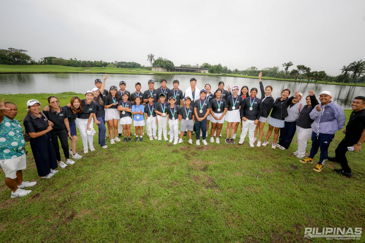 PhilGolfTour's tweet image. 𝗧𝗵𝗲 𝗦𝗽𝗶𝗿𝗶𝘁 𝗼𝗳 𝗦𝗼𝘂𝘁𝗵 𝘄𝗮𝘀 𝗳𝗲𝗹𝘁 𝗮𝗹𝗹 𝘁𝗵𝗿𝗼𝘂𝗴𝗵𝗼𝘂𝘁 ♥️

It was a good game where your fight, teamwork, and spirit shone bright.

Check out this link for the photos:
linktr.ee/PilipinasGolf

#JuniorPGTinLaguna #TeamSouth #ICTSIGolf