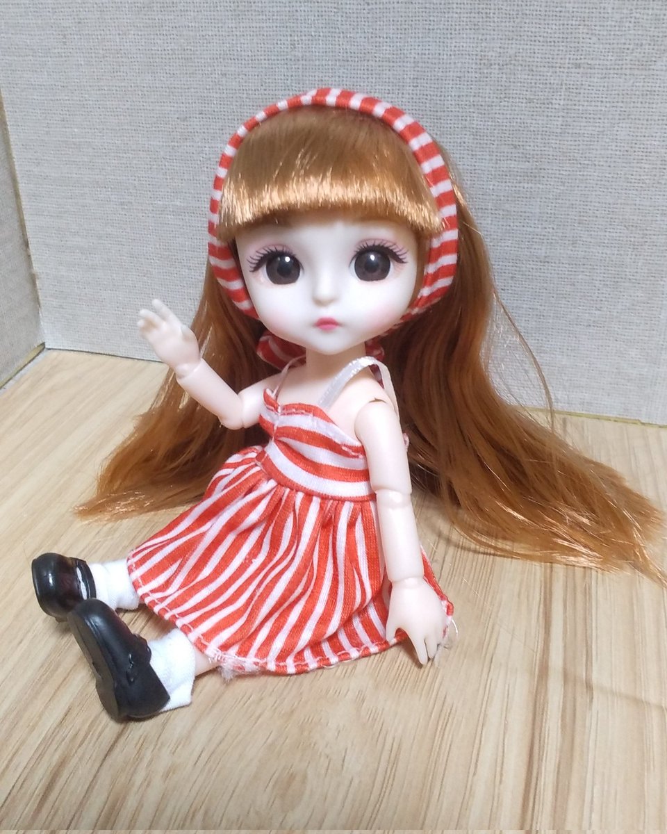 choco_pond18's tweet photo. 百均のドールが凄い。
一目惚れしてすぐお迎えしたけど、凄く遊べる。
最近の人形は高価いからちょっと……思ってる人にオススメ https://t.co/lXOou0hS9M