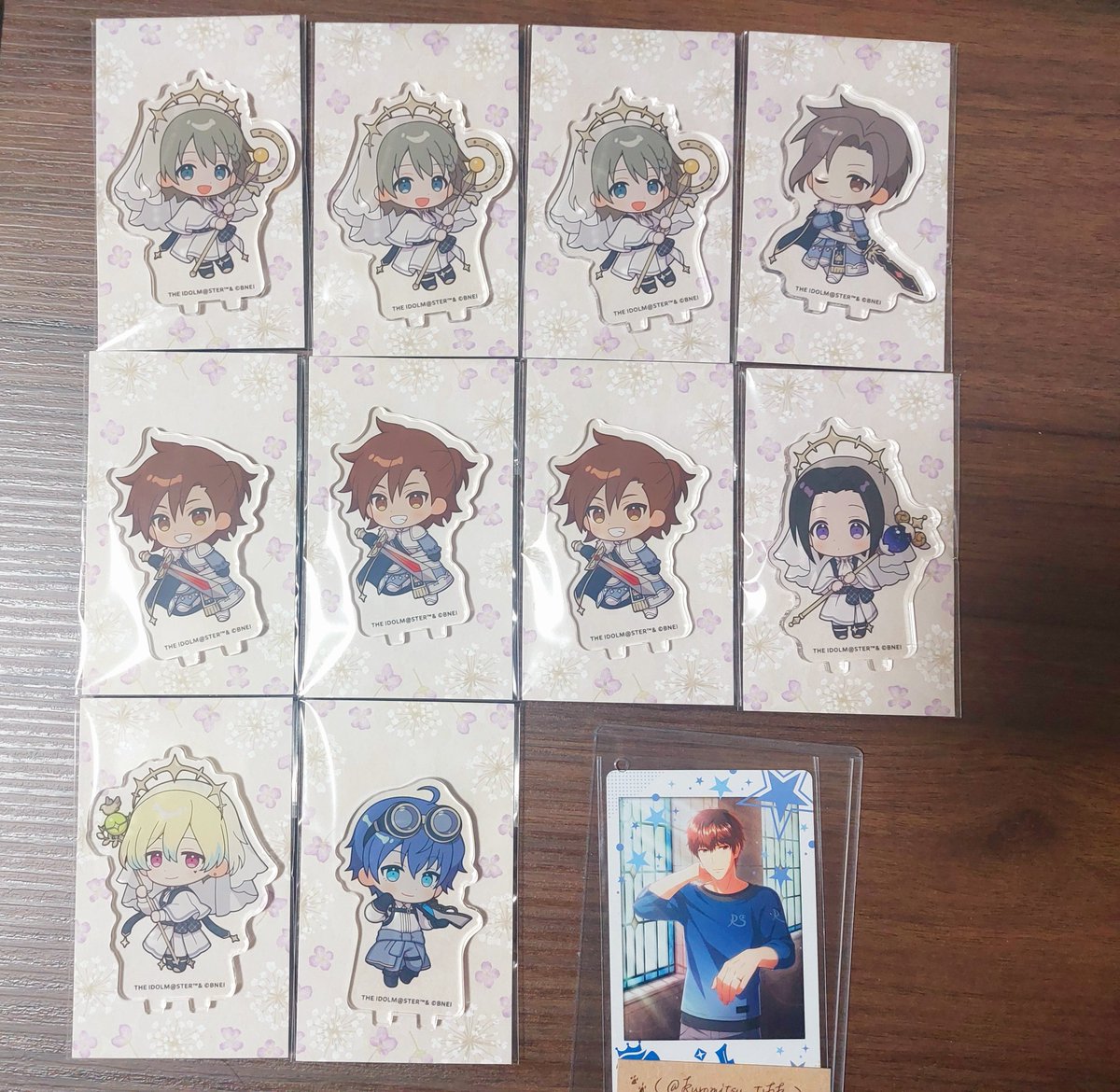 【交換】SideM アニメイトカフェ アニカフェ

譲：箔押しカード　想楽 百々人
　　アクスタ　巻緒 幸広 志狼 直央 ☆百々人 ☆秀

求：箔押しカード　ピエール
　　アクスタ　☆ピエール ☆みのり 旬　各1

郵送
アクスタは☆同士、無印含むお取引優先
よろしくお願いいたします。