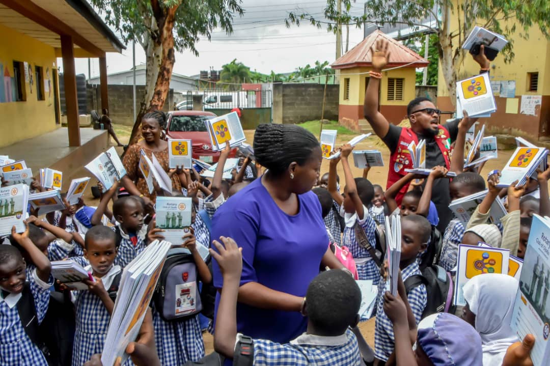 Pic: 1: Put Smiles On Pupils

The <a href="/OjoduRc/">Rotary Club Of Ojodu</a>, District 9111, brought smiles to pupils of Agidingbi Primary School, Ikeja, with its recent project. True service goes beyond money; it is about giving time, skills, and heart

#RotaryClubOfOjodu #District9111 <a href="/followlasg/">The Lagos State Govt</a>