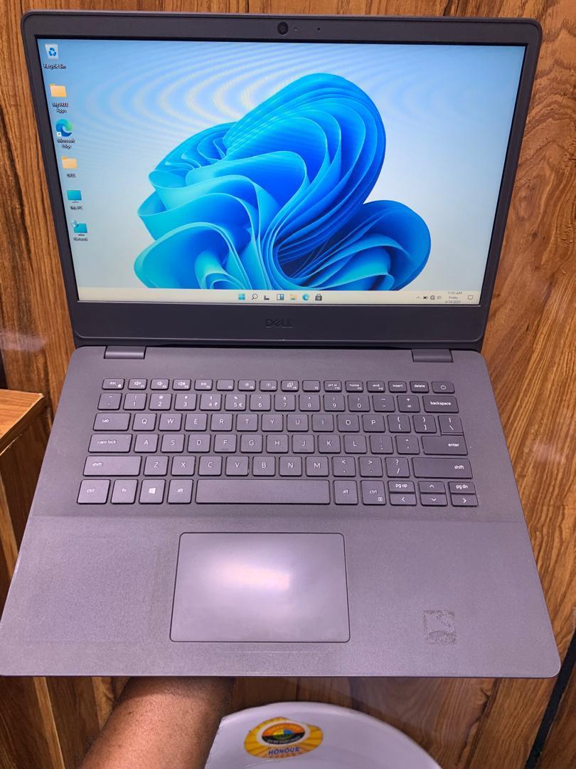 timblessing101's tweet photo. DELL VOSTRO 3400 π» 11th Gen i3 | 8GB RAM | 256GB SSD 14" | Webcam | Win11 Only β¦180K π₯ #TechDeal #LaptopSale | Disqualified | Many People | Sego | Adekunle Gold | https://t.co/Y435LTXe13