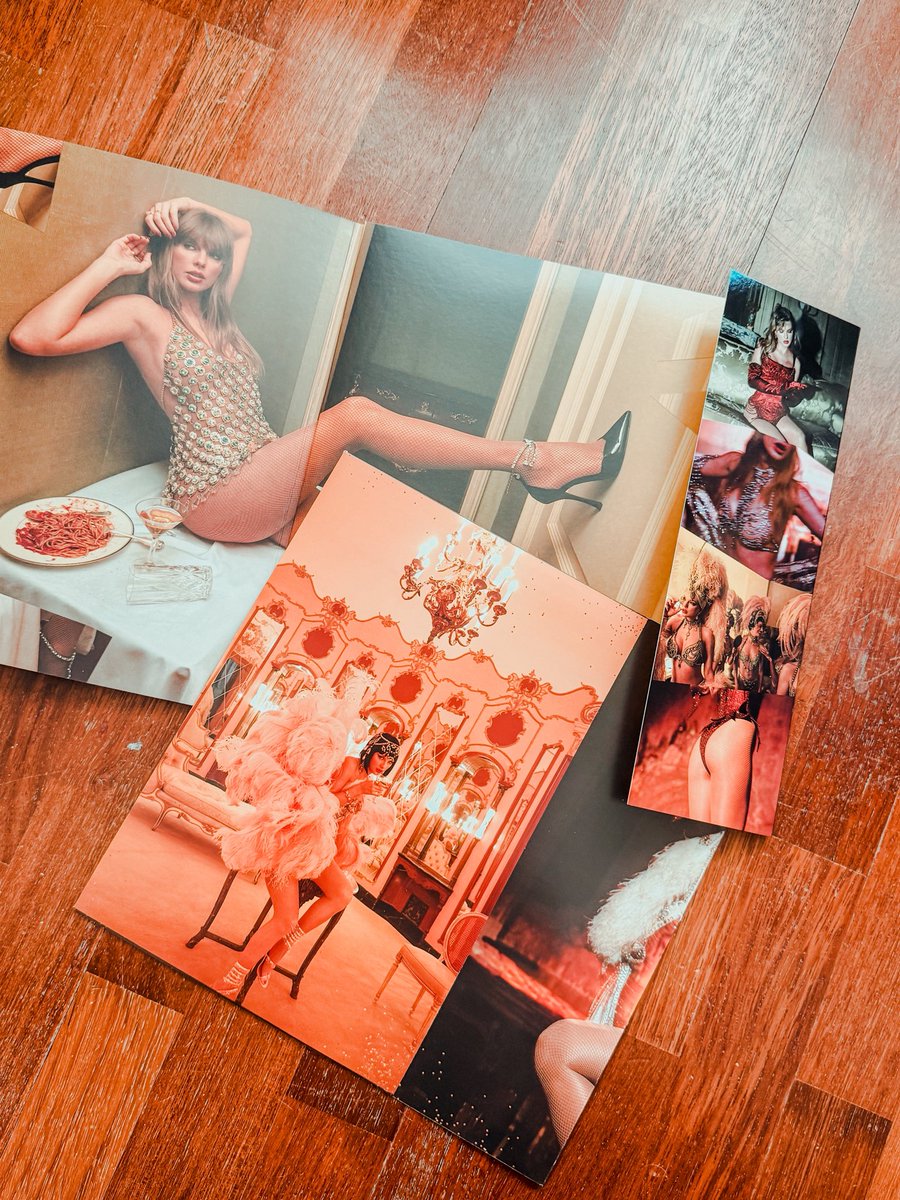 CeceLiciousBook's tweet image. acaba de llegar en físico y no puede ser más lindo ❤️‍🔥 #TSTheLifeOfAShowgirl
 @taylornation13