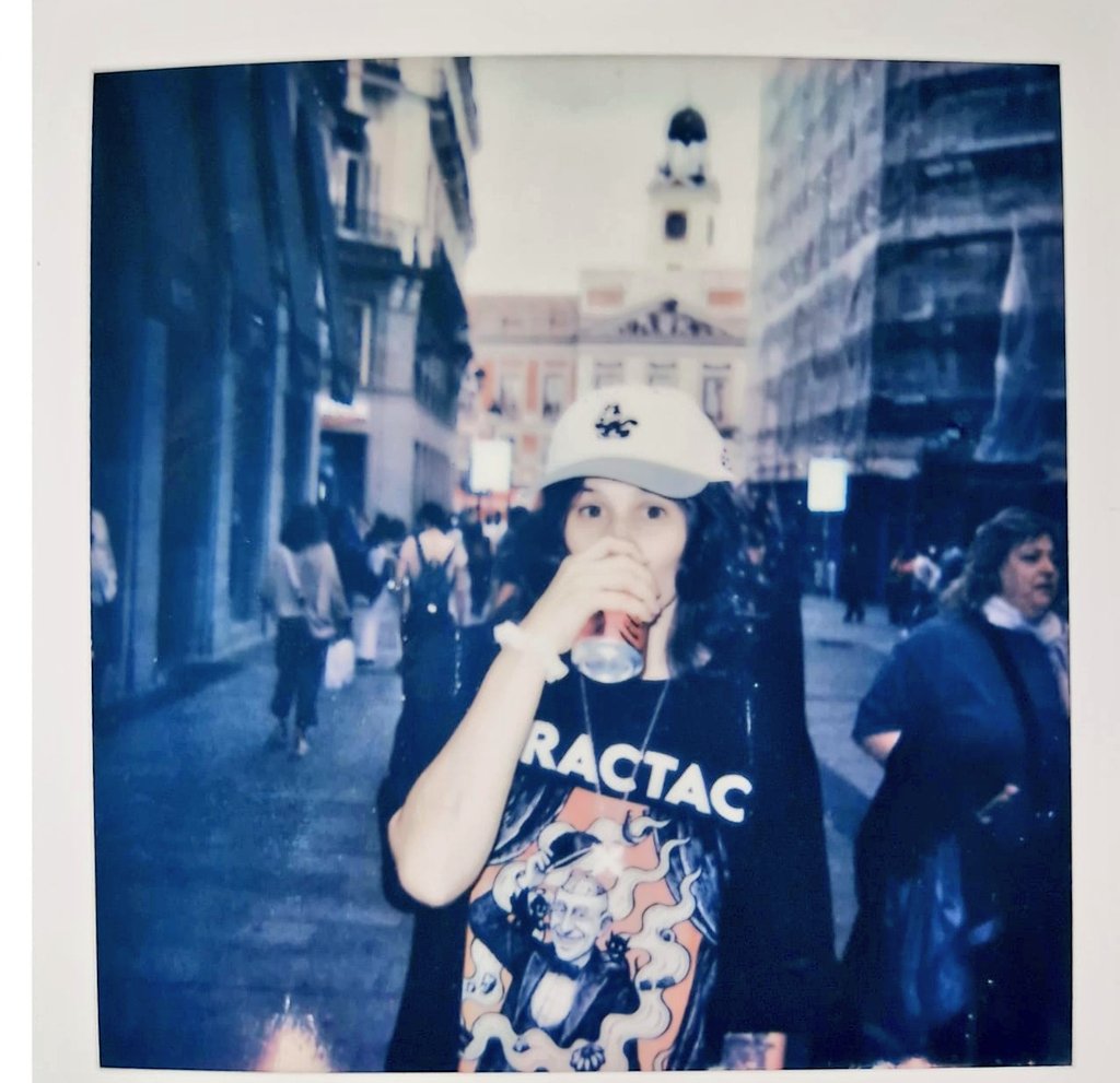 Cutebot___'s tweet image. #Polaroid ❤️🫶🏻