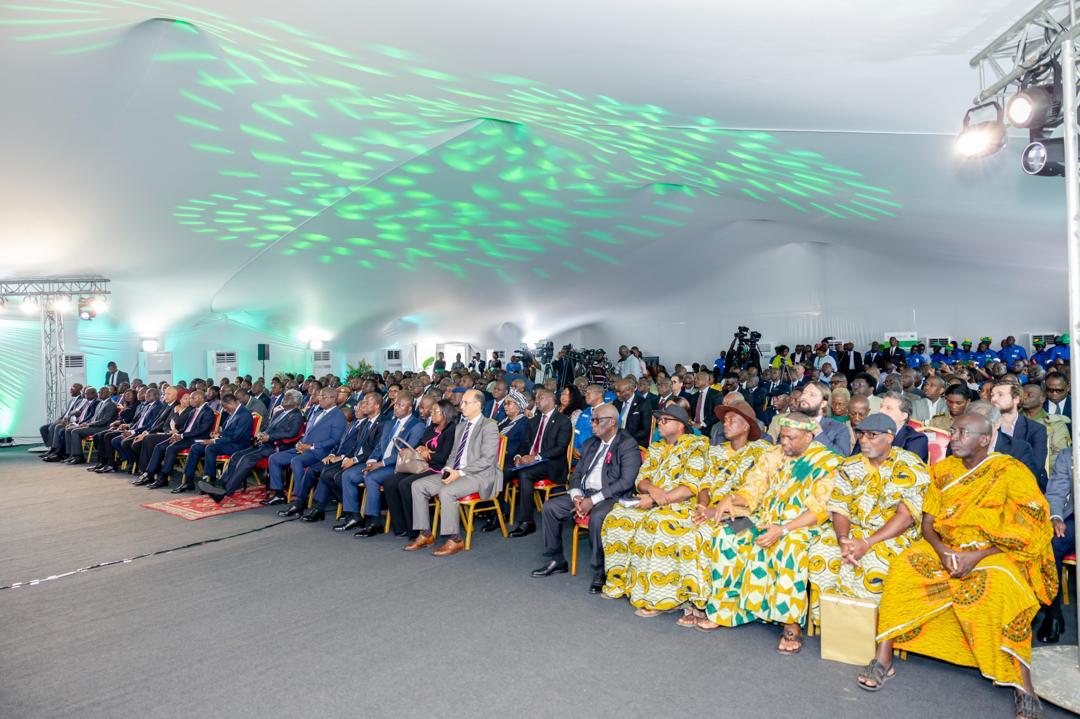 🚗💨 Big step for cleaner air in West Africa!

Côte d’Ivoire has launched a new hydrodesulfurization (HDS) facility to reduce sulphur in gasoline — reducing vehicle emissions and protecting health &amp; climate. 🌍✨

With UNEP &amp; ECOWAS support, the region is moving towards
