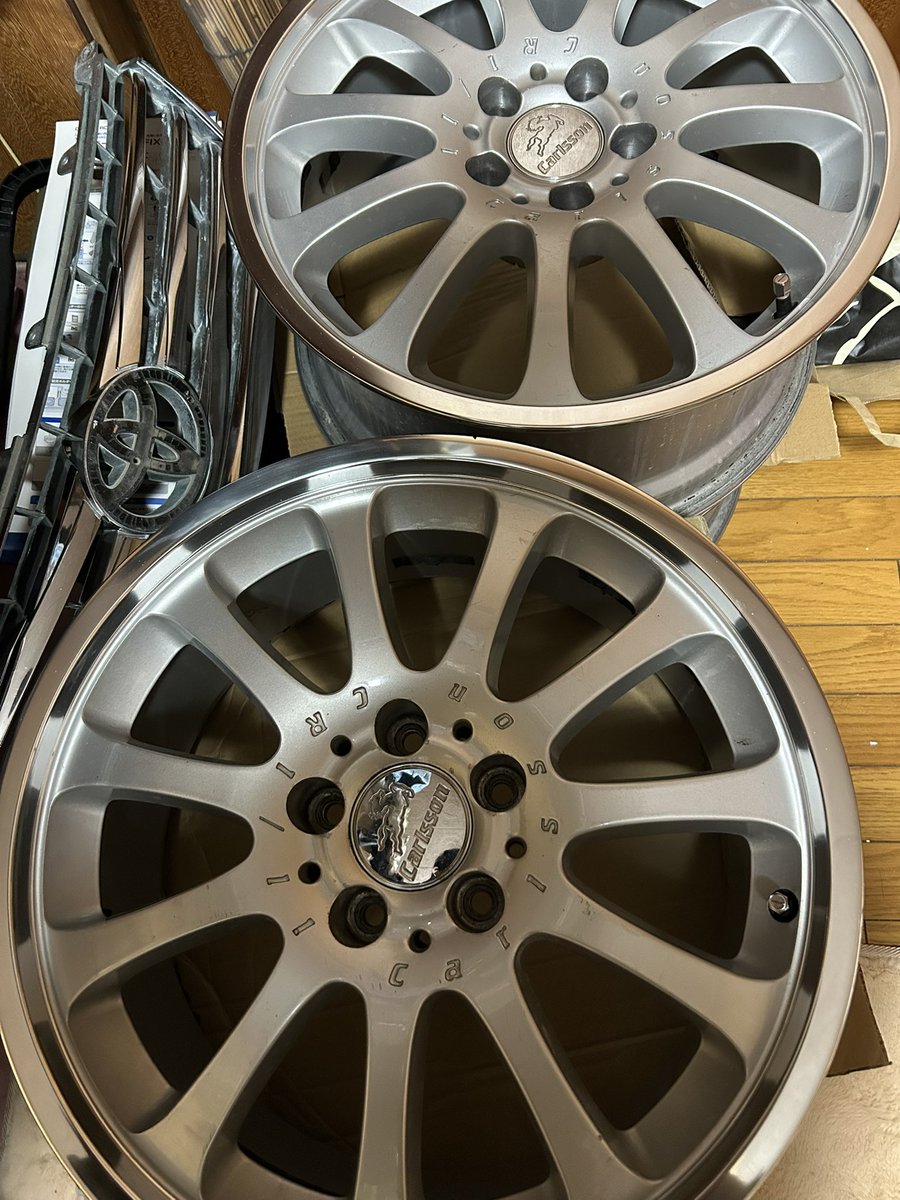 utacel0002's tweet photo. ビューゲル19インチ
カールソン18インチ

誰かいりませんか🤔🤔 https://t.co/Vcc512HdjM