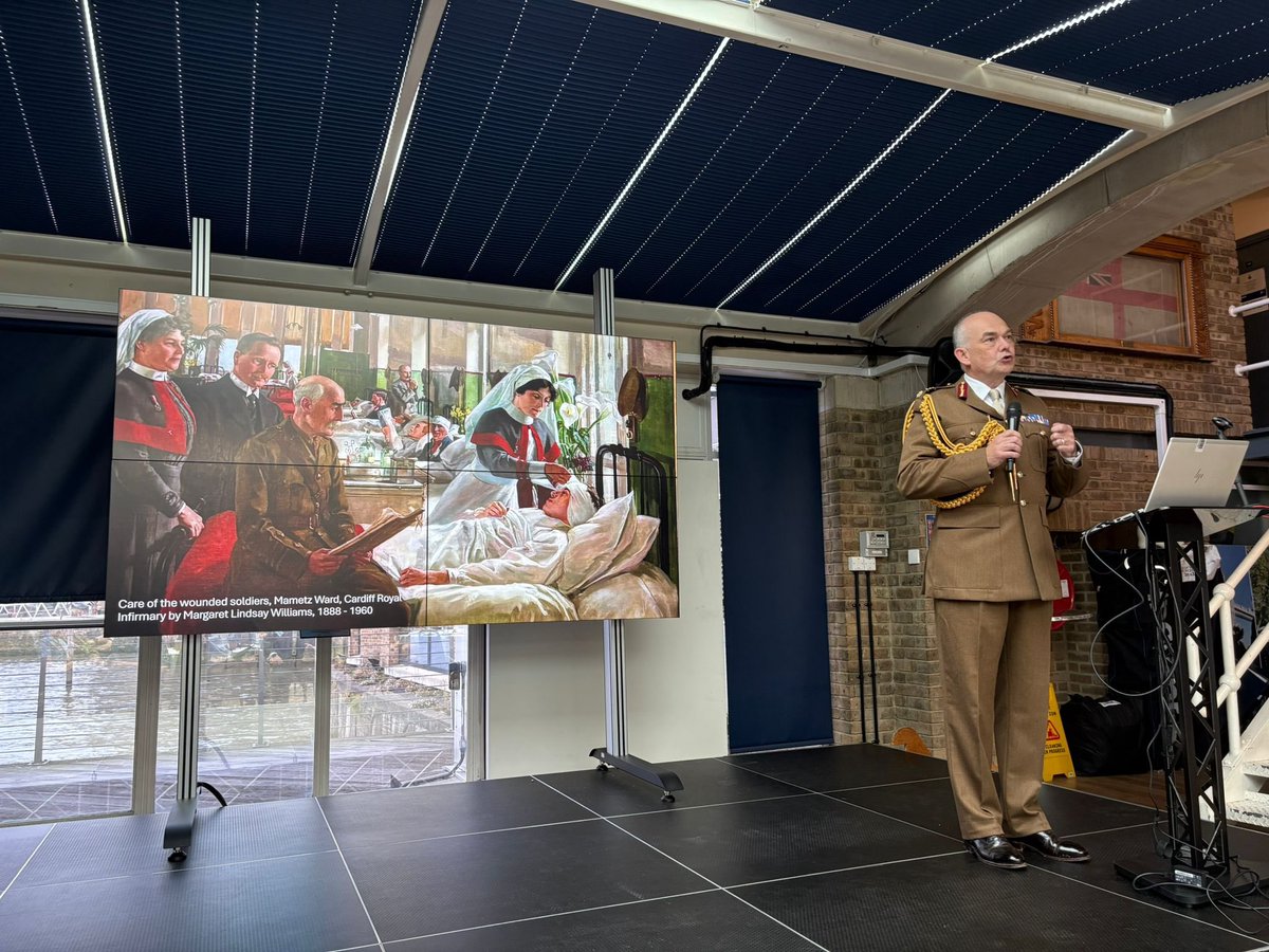 DMS_MilMed's tweet image. Proud to host Defence nurses from 12 nations from @NATO and the Five Eyes intelligence partnership, at an international military nursing conference in London @HMSPresidentRNR to share expertise and work together to deliver healthcare to our Armed Forces 🇺🇸🇨🇦🇩🇰🇫🇷🇩🇪🇦🇺🇳🇿🇳🇴🇳🇱🇸🇪🇭🇺🇬🇧