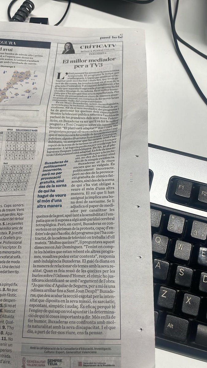 Ahir al vespre vaig rebre un WhatsApp amb un article del <a href="/diariARA/">diariARA</a> de <a href="/monicaplanas/">Mònica Planas</a> on parlava de la meva feina a Està Passant
No sabeu què significa per a mi: després de 8 anys picant pedra, aquests elogis són combustible per seguir volant!

Gràcies @minoriaab 💙