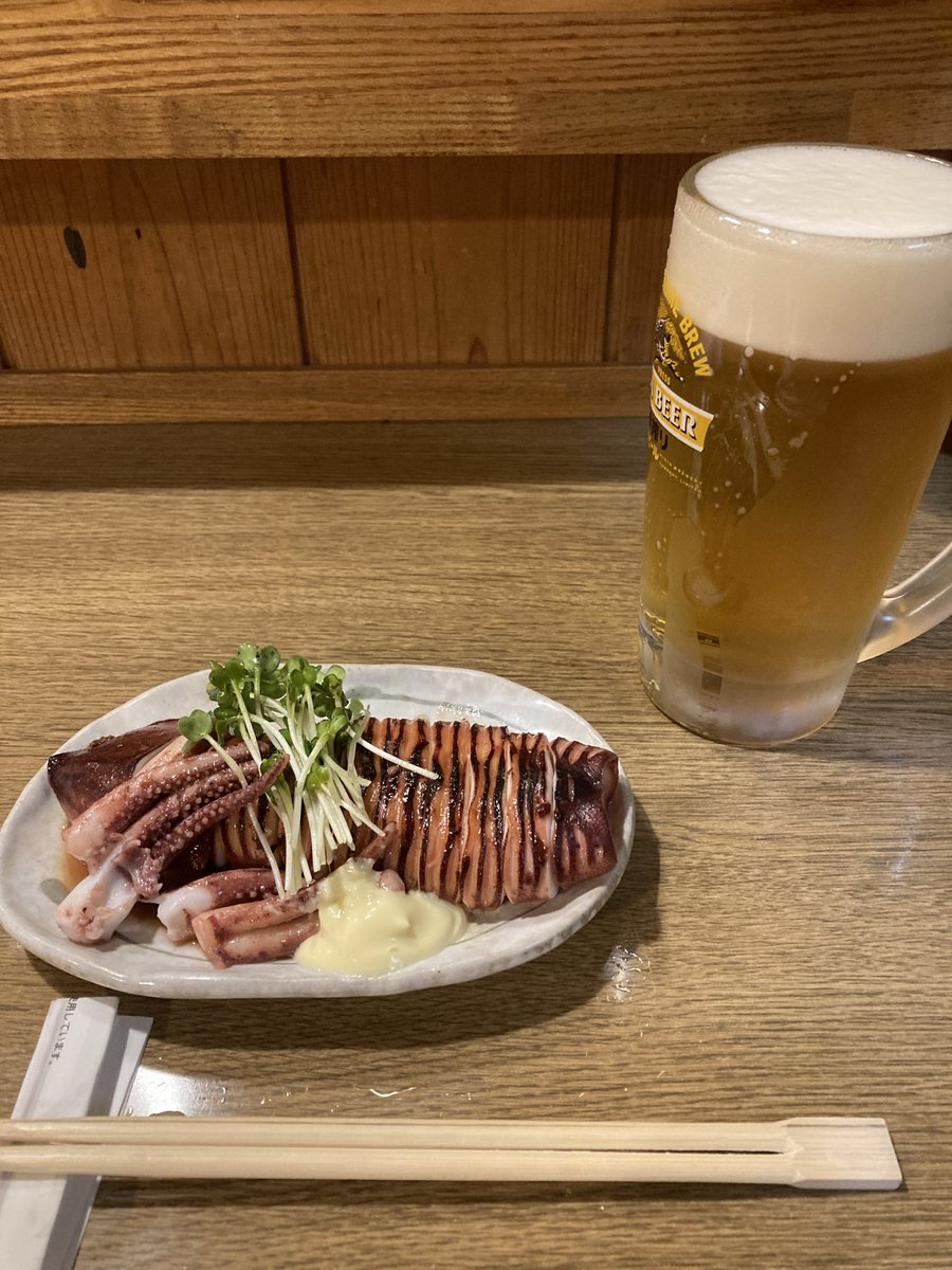0918_ryo's tweet photo. 歯が痛い。歯茎が腫れ始めた。来週祭りなのに・・・。
月曜日に歯医者に行く。
とりあえず今夜はアルコールで痛みを誤魔化します(>_<) https://t.co/M4zDmwoqyq