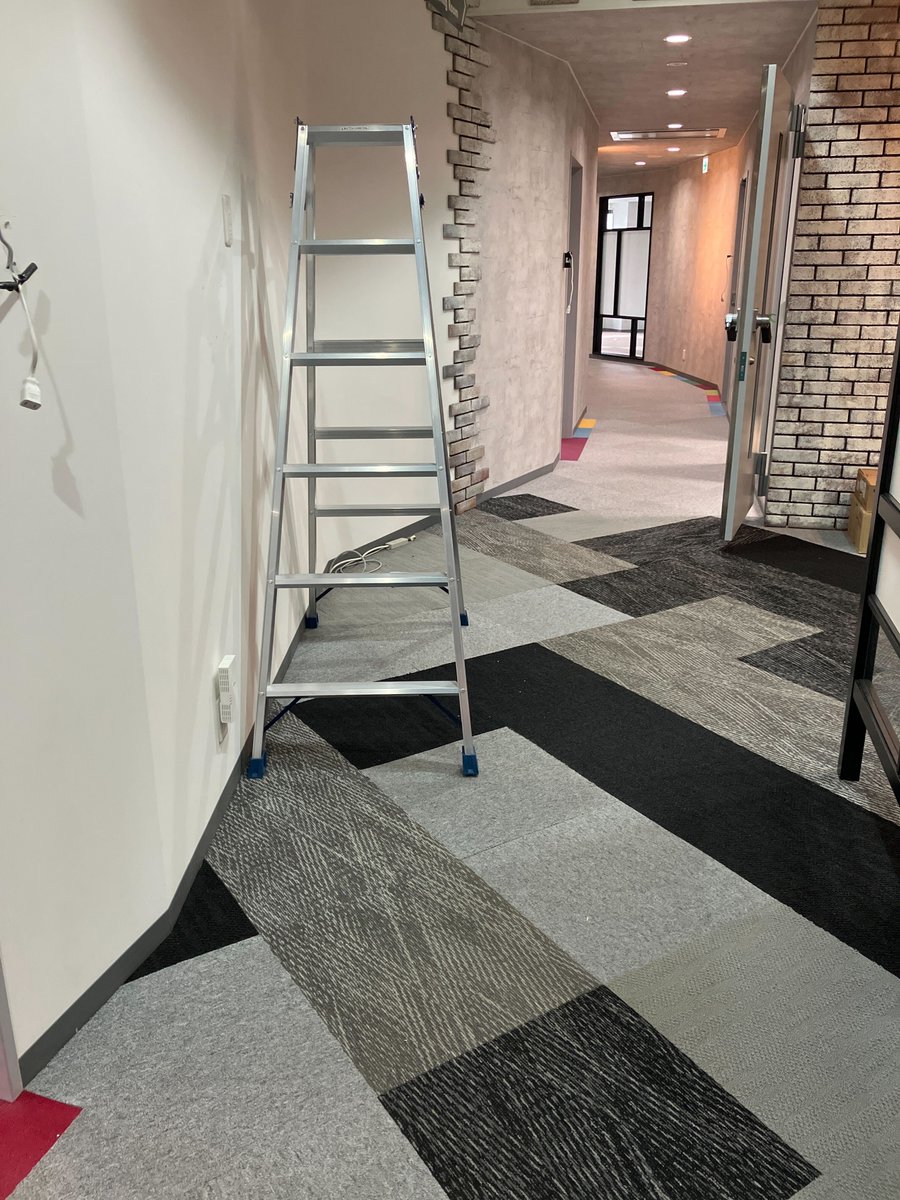 SC_VisualDiv's tweet image. 六本木に新しいスタジオが年内OPEN予定です🏢

10月中OPENを目途に準備をしております💪

サウンドシティのある麻布台からクルマで約5分🚐
レスパスビジョンのある代々木からも約15分🚙

詳細情報や、進捗情報はちょっとずつお伝えできればと思います。

ご期待ください