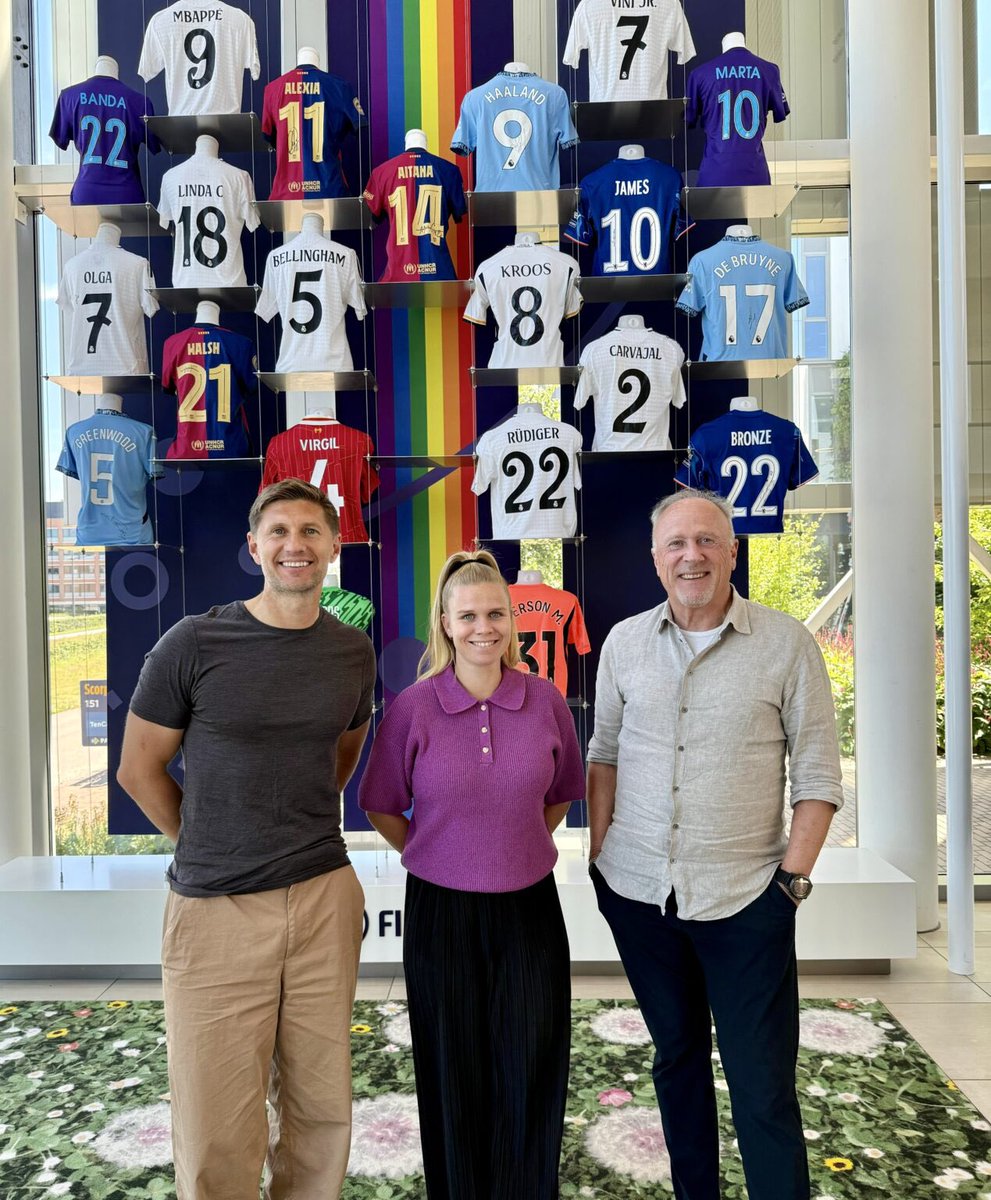 spelersvakbond's tweet image. Welkom Kika van Es ⚽️💫😃

Kika volgt Claudia van den Heiligenberg op als Manager Vrouwenvoetbal bij de VVCS. 

De ex-international zal onder meer de spelersgroepen bij de verschillende clubs gaan bezoeken om te vertellen over het werk van de VVCS.