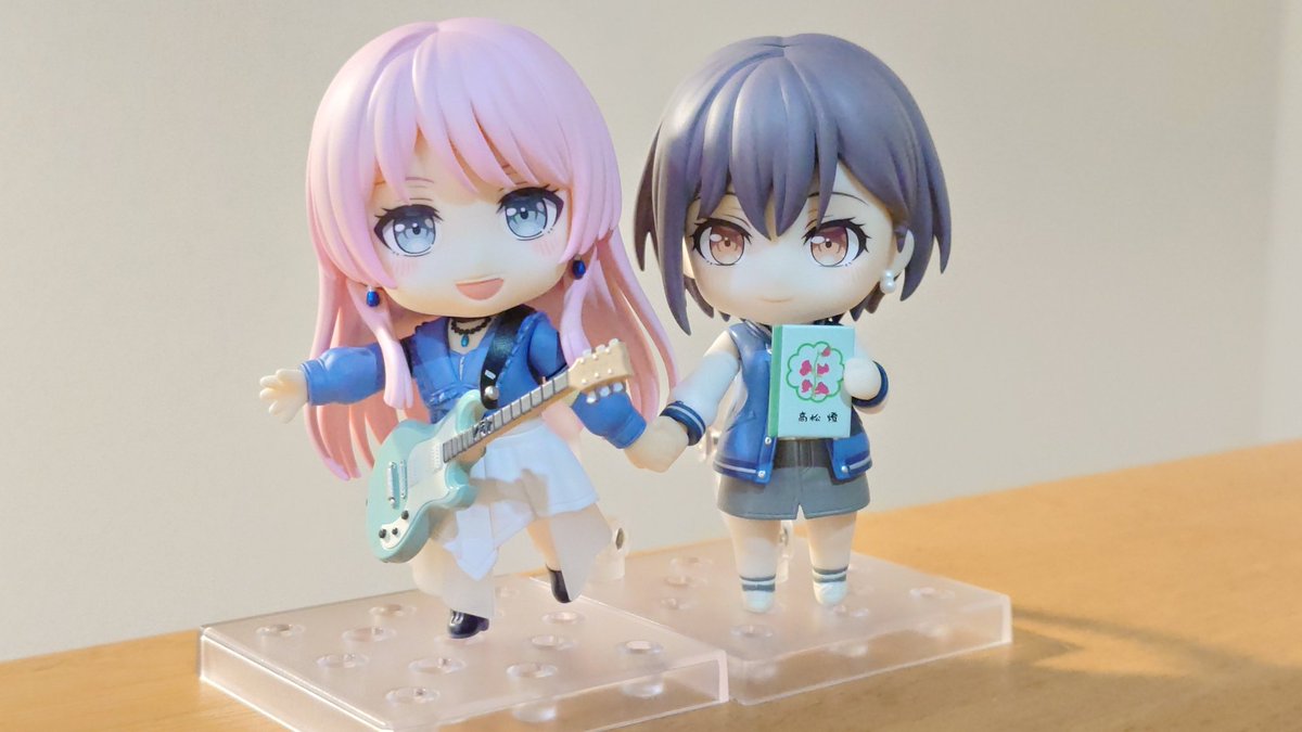 ともりんの手を引くあのちゃん 私はねこれがやりたかったんだ、ライブ