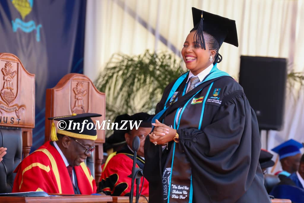 ttgono's tweet photo. H.E. Ambassador Stella Nkomo, Zimbabwe's Ambassador to India, Bangladesh, Sri Lanka, Nepal, and Maldives, graduates with a Master of Business Administration and receives the high-profile graduate award.
#NUSTGraduation
#EDUCATION5.0 https://t.co/HVFBvf0OQj