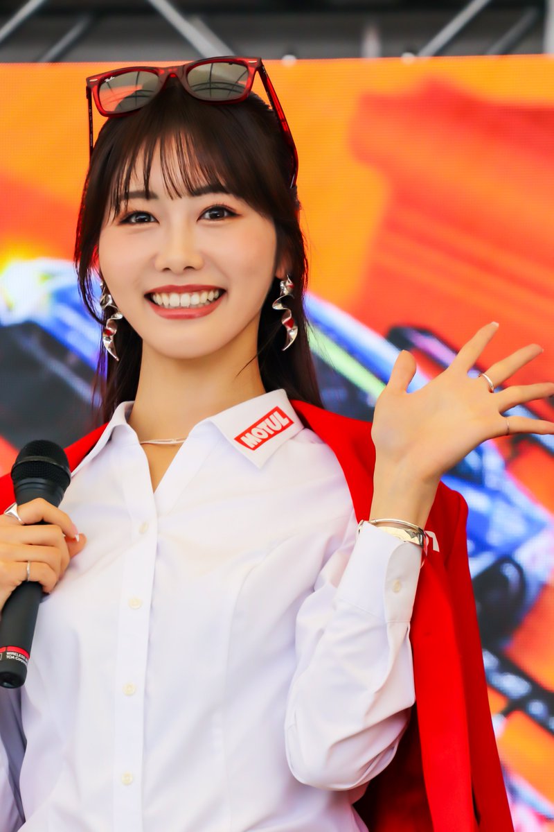 Carol19998231's tweet photo. #3号車の日

2025 SUPER GT GT500 Class

#3 Niterra MOTUL Z

Ambassadeur de MOTUL
#大橋はるな さん(@hhrrnn___)

📸 Rd.2&amp;4 #富士スピードウェイ

#SUPERGT2025 #NISMONDDP
#PoweredByMotul #MOTUL
#GoGoNISSAN2025 https://t.co/oDguAeH5o9