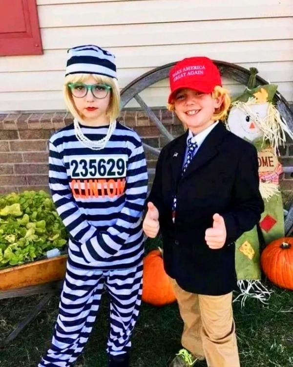 Ooh, scary kids! LOL