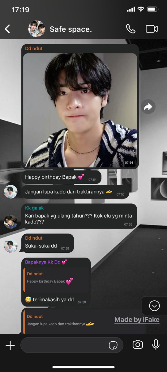 zeskyverse's tweet photo. ─chanmin ft. twinnie j4ke few tweets

'happy birthday Bapak 💕' https://t.co/uXD8c7ozHJ