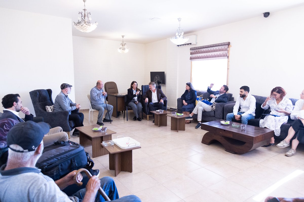 UNDP_Lebanon's tweet photo. 2/3 In Majdel Selem, Mayor Younes Zahwe called for more support to farmers to revive local production & restore normalcy. 

In Tibnine, Nabil Fawaz, Head of Qalaa Union of Municipalities, stressed that municipal policing & stronger staff capacity are key to building public trust. 

With @DKinLebanon support, 31 municipalities now provide improved services and strengthen community safety, benefiting +28,000 people.