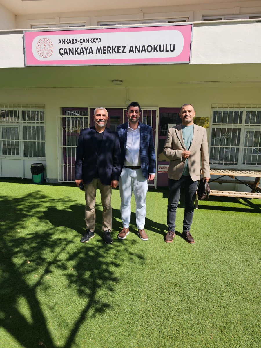 Genel Başkan Yardımcımız <a href="/musacinartas66/">Musa Çınartaş</a> ile birlikte Ankara-Çankaya Merkez Anaokulu Müdürlüğü görevine başlayan Hüseyin Ayyıldız hocamızı ziyaret ederek yeni görev yerinde başarılar diledik. 
Eğitim-öğretim sürecine dair fikir alışverişinde bulunduk.
Hüseyin hocamıza yeni görev