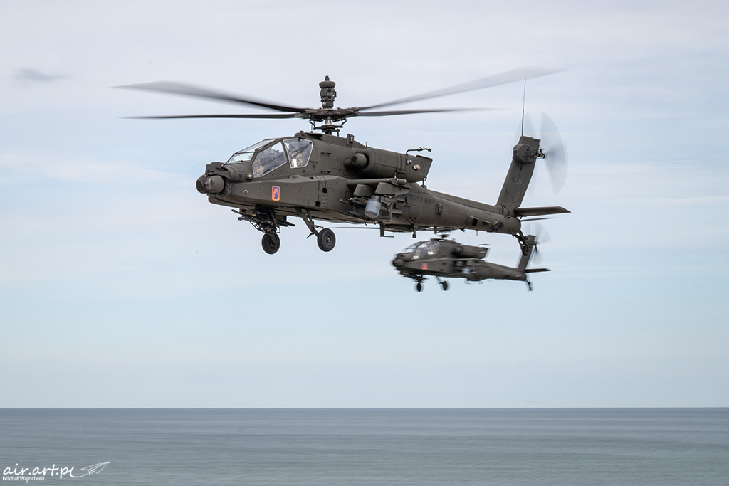 Jakiś czas temu amerykanie strzelali Spike'ami NLOS na polskim poligonie.
Przy okazji nastąpiła tradycyjna wymiana patch'owych uprzejmości. :-)