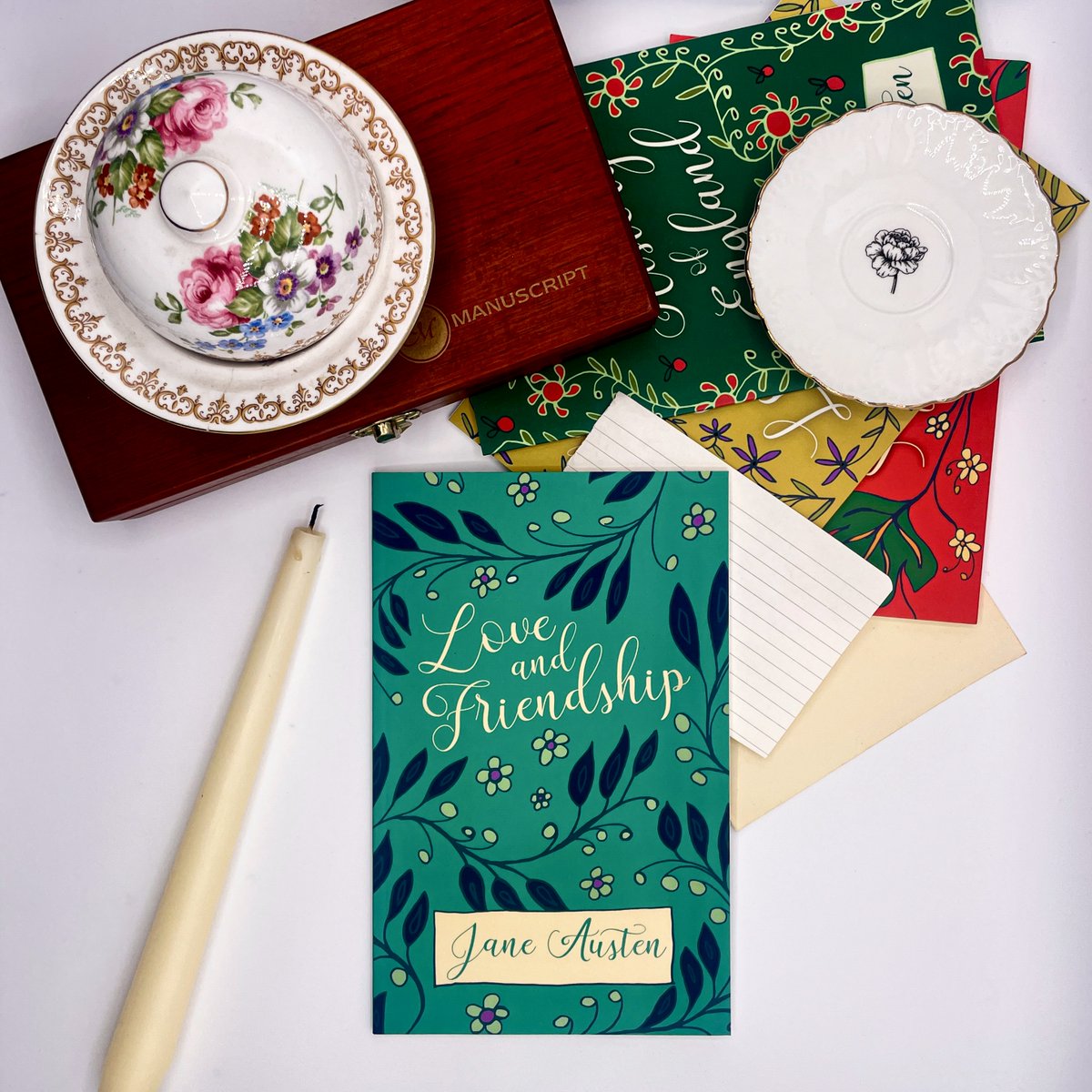 Fainting fits, secret weddings, and entirely too much swooning.
Written at just 14, Austen’s 'Love and Friendship' is a hilariously over-the-top parody of sentimental fiction.
Biting, absurd, and utterly delightful. tinyurl.com/v7avmt2s