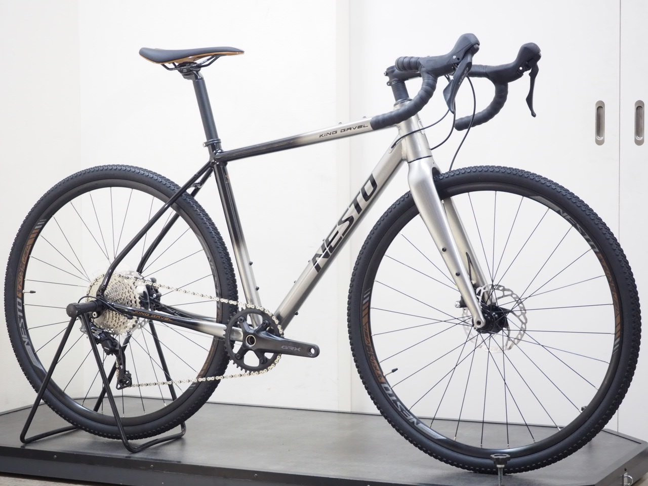 ⭐︎中古　GRAVELKING X1 茶サイド　4本セット ⭐︎中古 GRAVELKING X1 茶サイド 4本セット