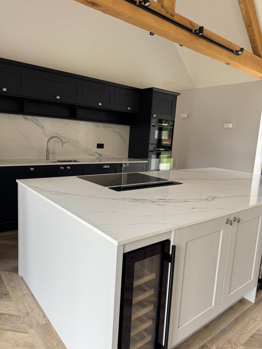 TeforeInteriors's tweet photo. At Tefore, we create bespoke fitted kitchens near you that are stylish, practical, and made for the way you live. 
https://t.co/piAxgyl7GG

#fittedkitchens #kitchendesign #localkitchencompany #HomeLife #bespokekitchens #redditch https://t.co/y2J8qKcmQl