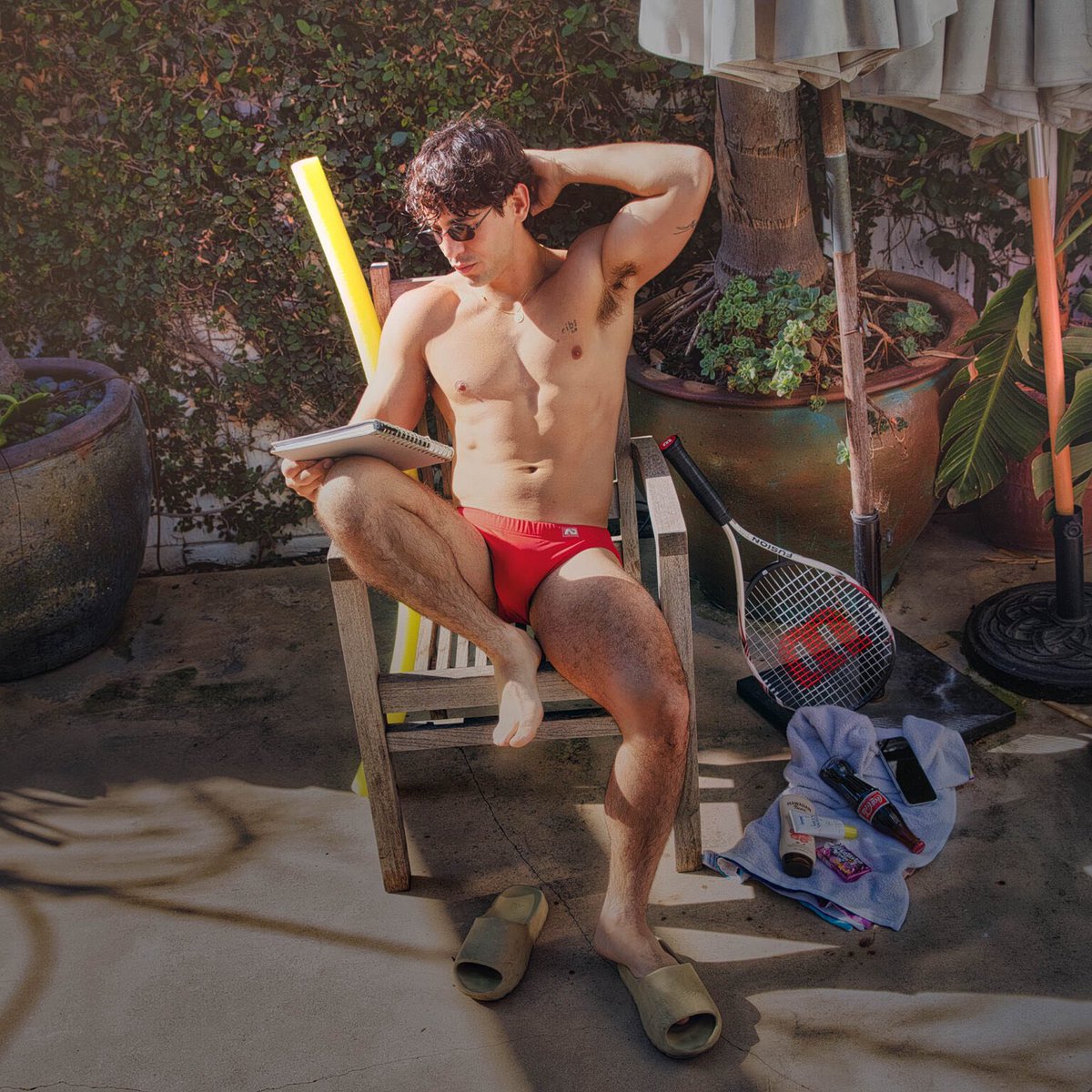 Eroticco Magazine tweet media