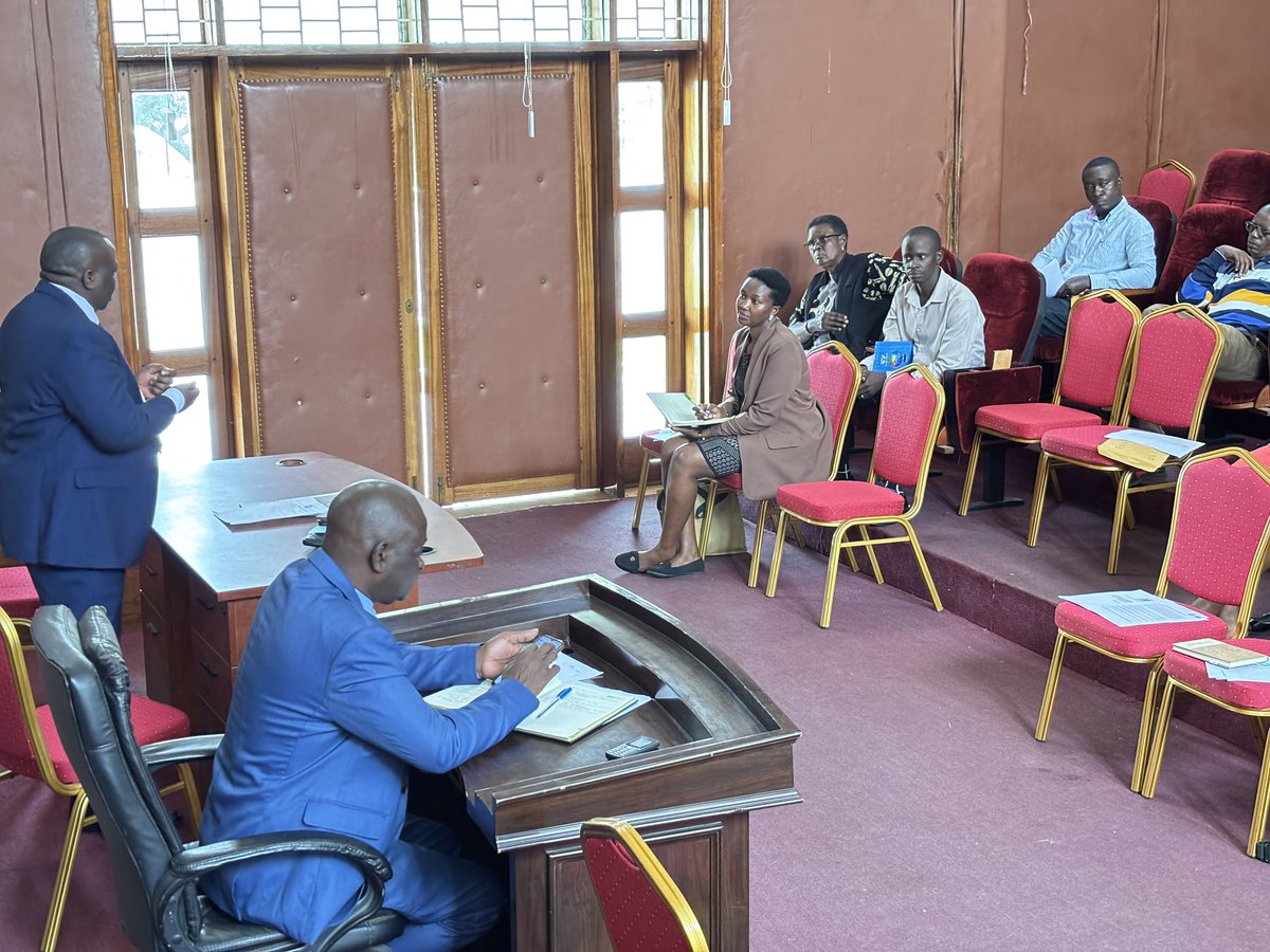DaisyAgaba9's tweet photo. The Asst. Commissioner for Strategic Coordination, Governance & Justice at OPM, Mr. Chris Magezi, also serving on the National Advisory Committee for the REAL Fathers Project—visited to monitor & supervise project progress. #REALFathers #Accountability https://t.co/z6XoXLCtPl