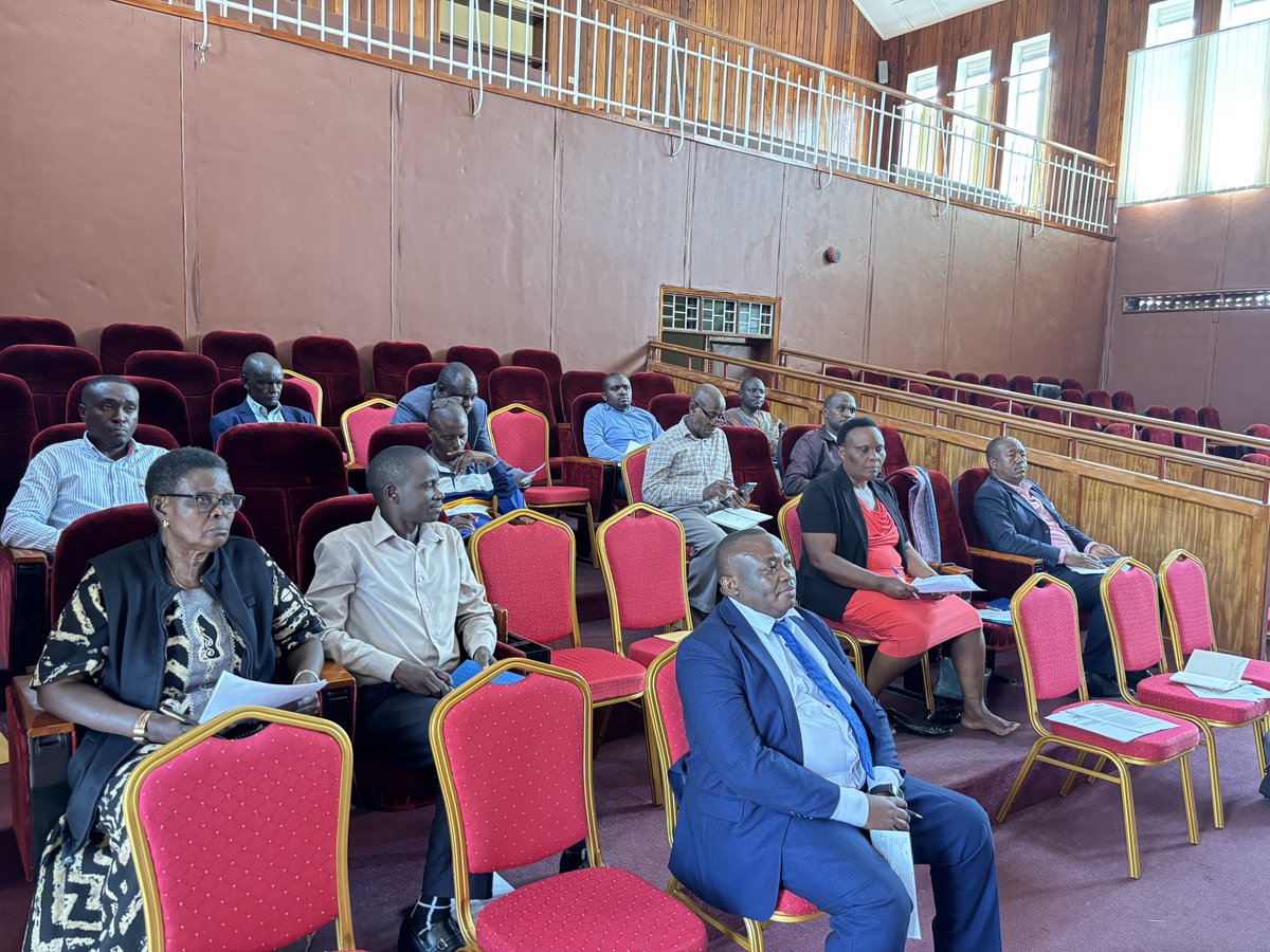 DaisyAgaba9's tweet photo. The Asst. Commissioner for Strategic Coordination, Governance & Justice at OPM, Mr. Chris Magezi, also serving on the National Advisory Committee for the REAL Fathers Project—visited to monitor & supervise project progress. #REALFathers #Accountability https://t.co/z6XoXLCtPl