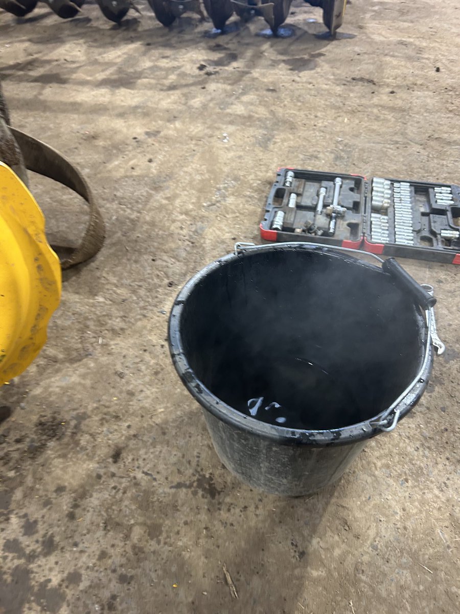 bravo10_4's tweet image. The hardest part about f this job was getting this donut back on!!
#getthekettleon.