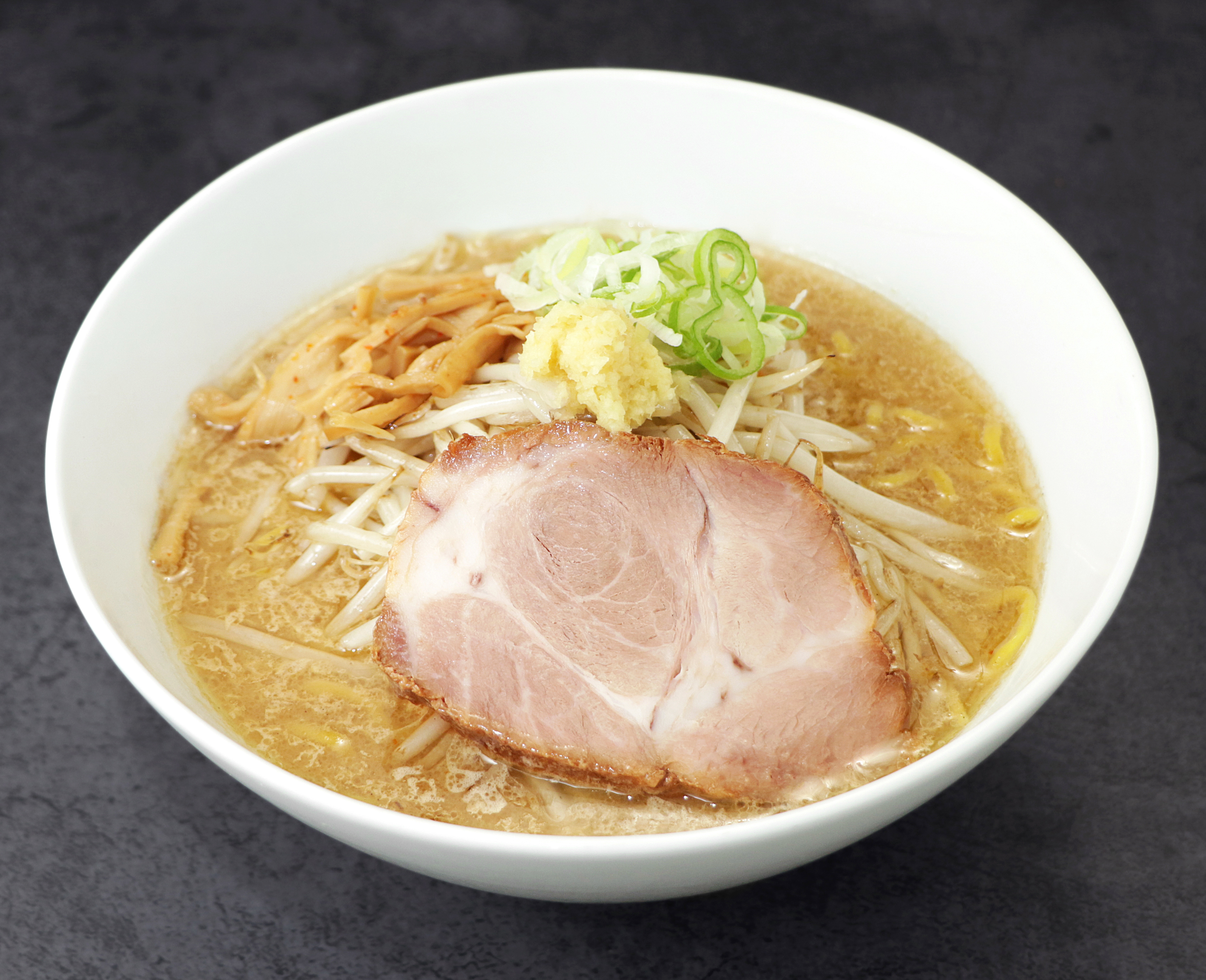 貴重すみれラーメンどんぶり すみれのラーメンどんぶり | 並ばずに食べる有名ラーメン店！
