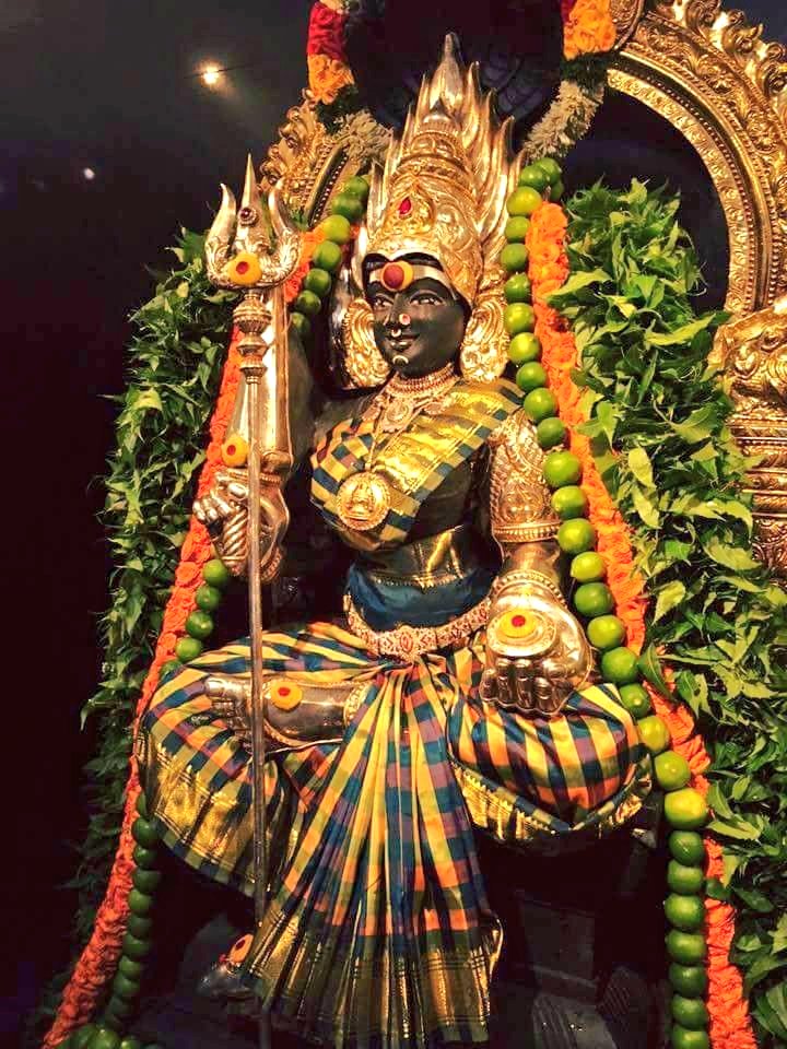 #जगदम्बा 
उग्रचण्डा प्रचण्डा च चण्डोग्रा चण्डनायिका ।
चण्डा चण्डवती चैव चण्डरूपातिचण्डिका ॥
🪔