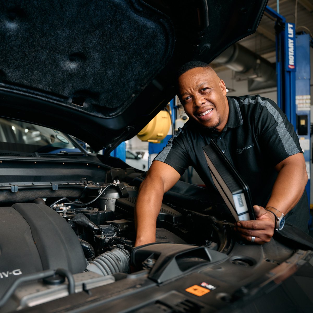 Mazda_SA's tweet image. Your Mazda. Your way. 🚘🛒
Shop Genuine Mazda parts and accessories now on the Mazda Takealot store.

Shop now: bit.ly/mazdasa-takeal…

#GenuineParts  #WonderrrrAwaits