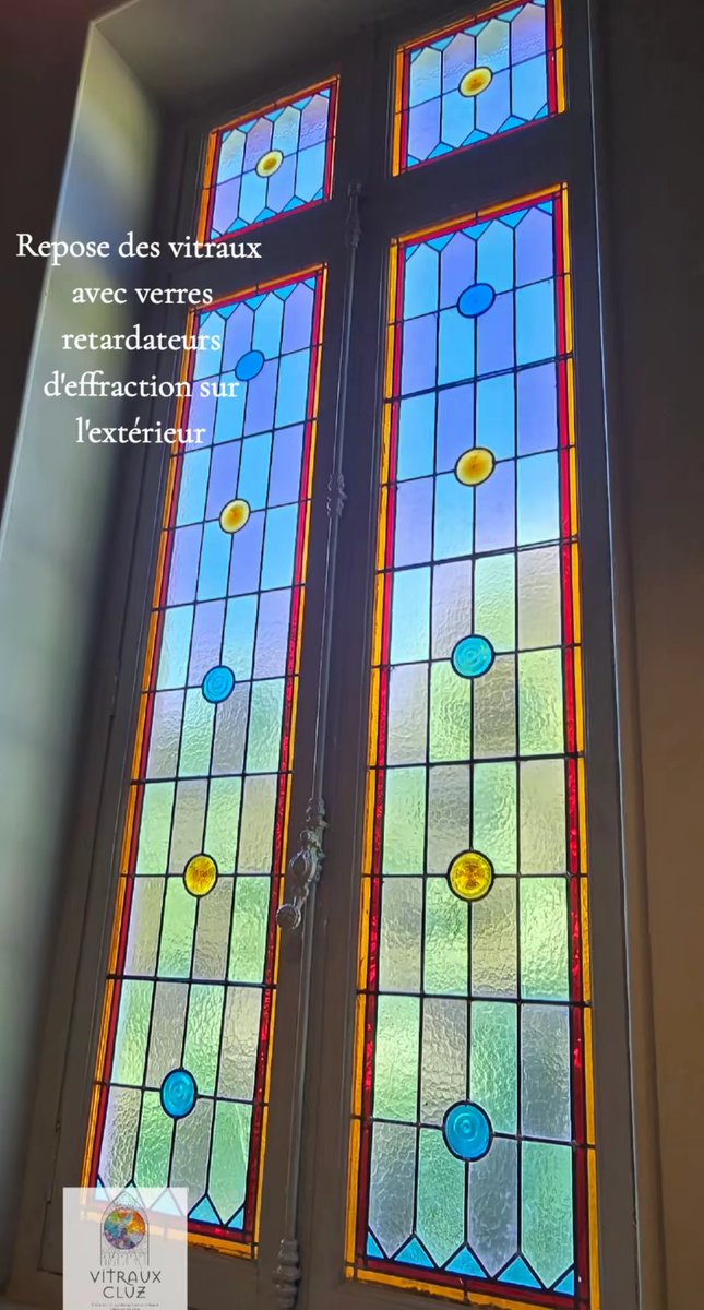 ATELIERCLUZ's tweet photo. Vitraux protégés et reposés https://t.co/3AxyuSK43Q