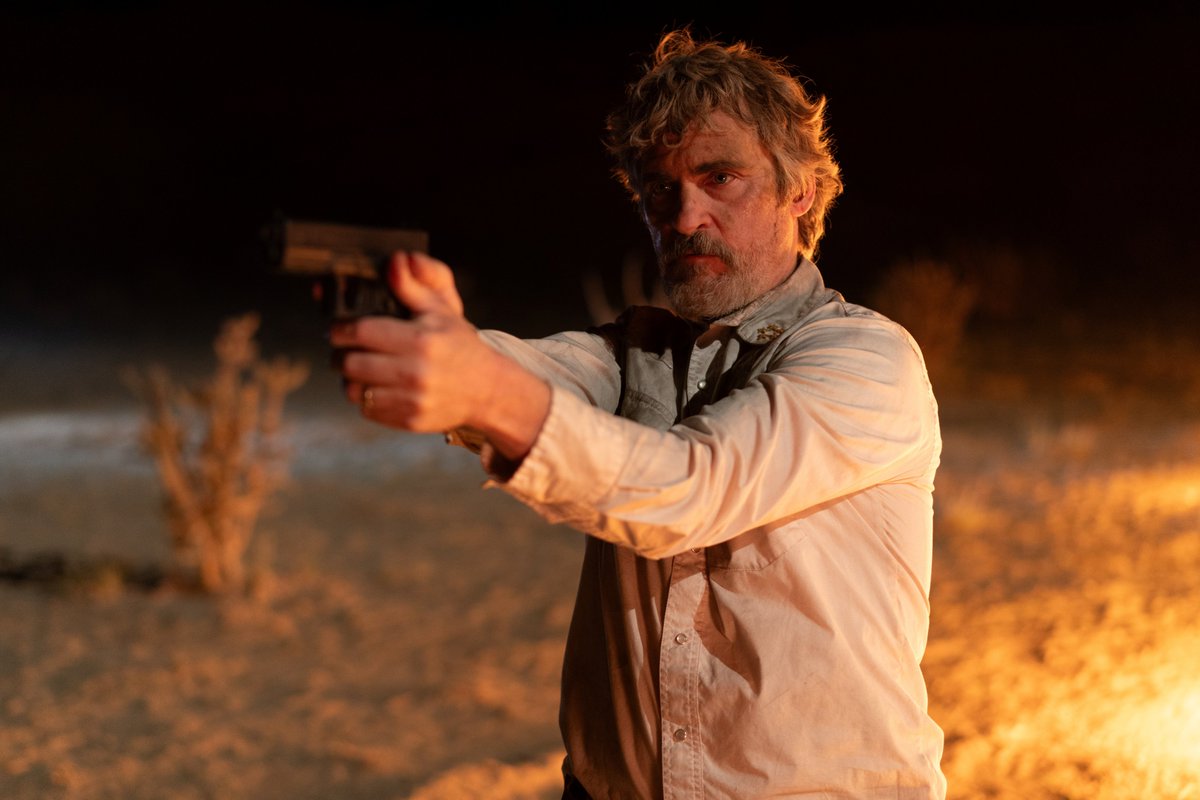 joeclaxton23's tweet photo. Eddington (2025): 

Set during the C19 Pandemic, a standoff between small-town sherrif and mayor in N.M.  

A Guardian review labels Aster's film - "laborious," "unoriginal," and "weirdly self-important."  Maybe it's too long, but I found it interesting, funny, and different. *** https://t.co/NNHrFhnCJj
