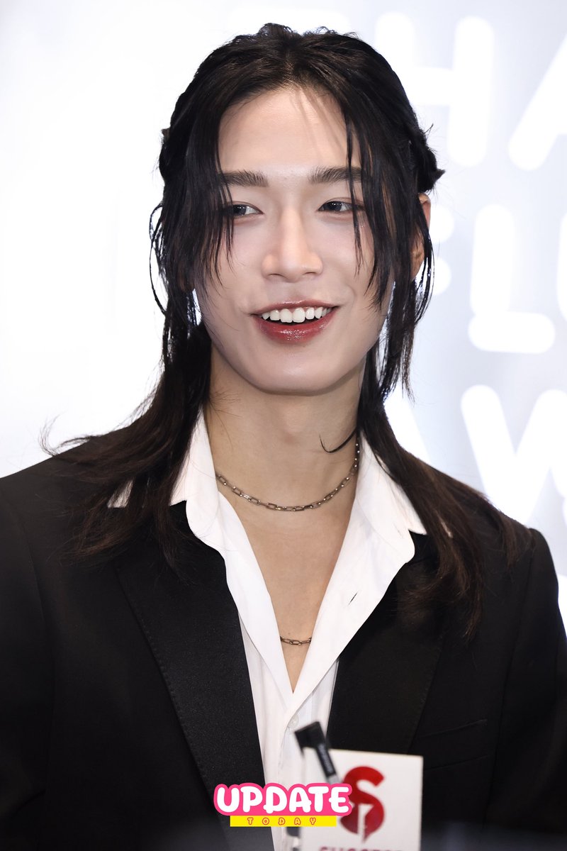 Update__today's tweet photo. " เน็กซ์ - BUS " ร่วมงาน " Thailand Influencer Awards 2025 by Tellscore "✨

#TIA2025xBUS 
#ThailandInfluencerAwards2025 #TIA2025 #Tellscore #CreatorsOfChange
#ThailandInfluencer
#BUSbecauseofyouishine
#NEXnattakit
#UPDATETODAY #ข่าวบันเทิง https://t.co/UAnnKWHhXg
