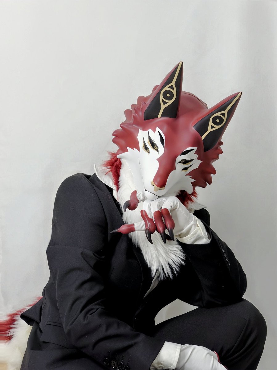 #furry #fursuit #FursuitFryday