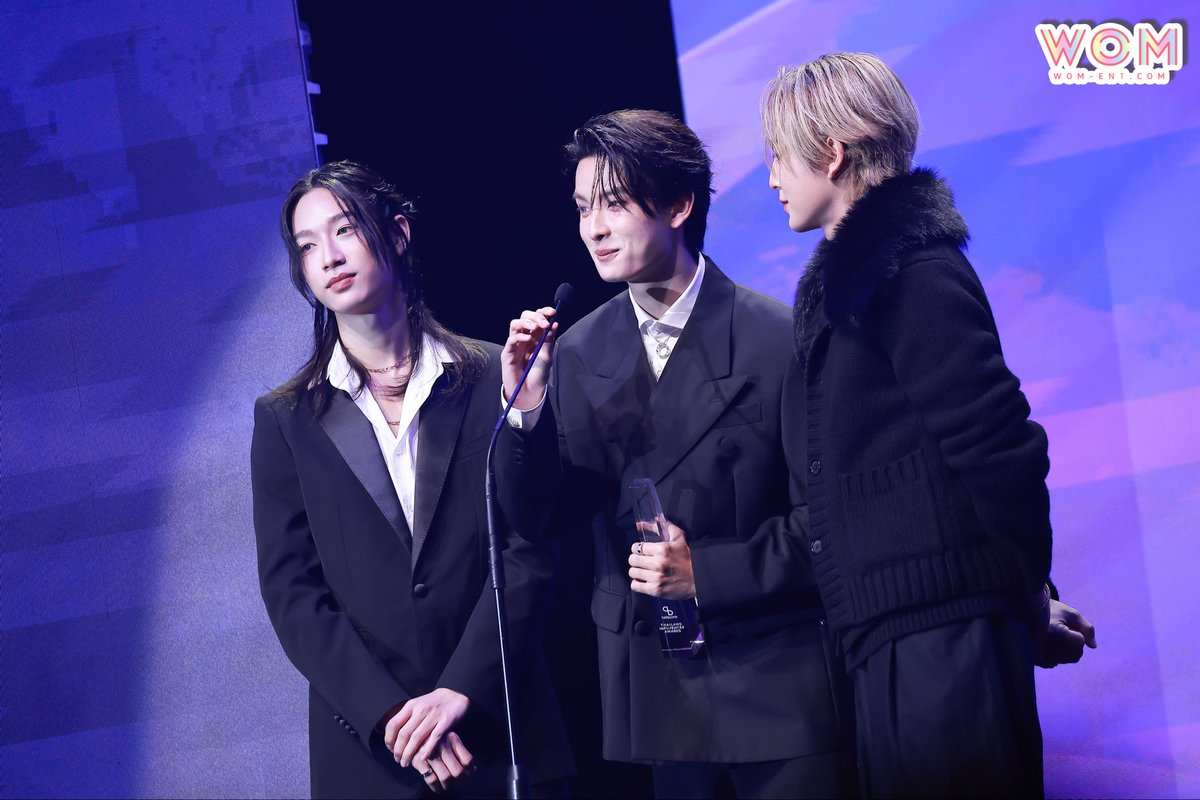 WOMENTERTAIN's tweet photo. ขอแสดงความยินดี ✨ " BUS because of you i shine " รางวัล   Fans Love Award " ในงาน " Thailand Influencer Awards 2025 by Tellscore "

#TIA2025xBUS 
#ThailandInfluencerAwards2025 #TIA2025 #Tellscore #CreatorsOfChange
#ThailandInfluencer
#BUSbecauseofyouishine
#NEXnattakit #HEARTchuthiwat #KHUNPOL