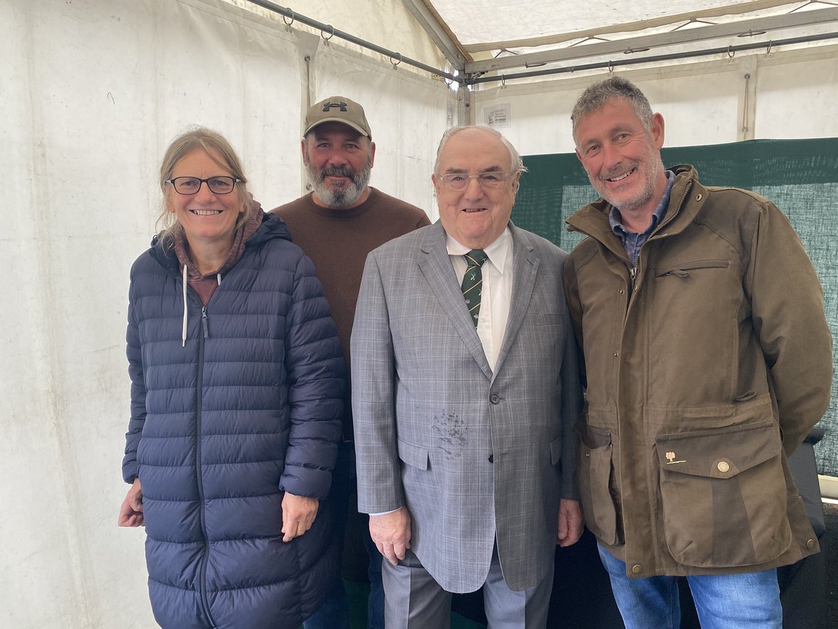 Medwyn Williams tweet media