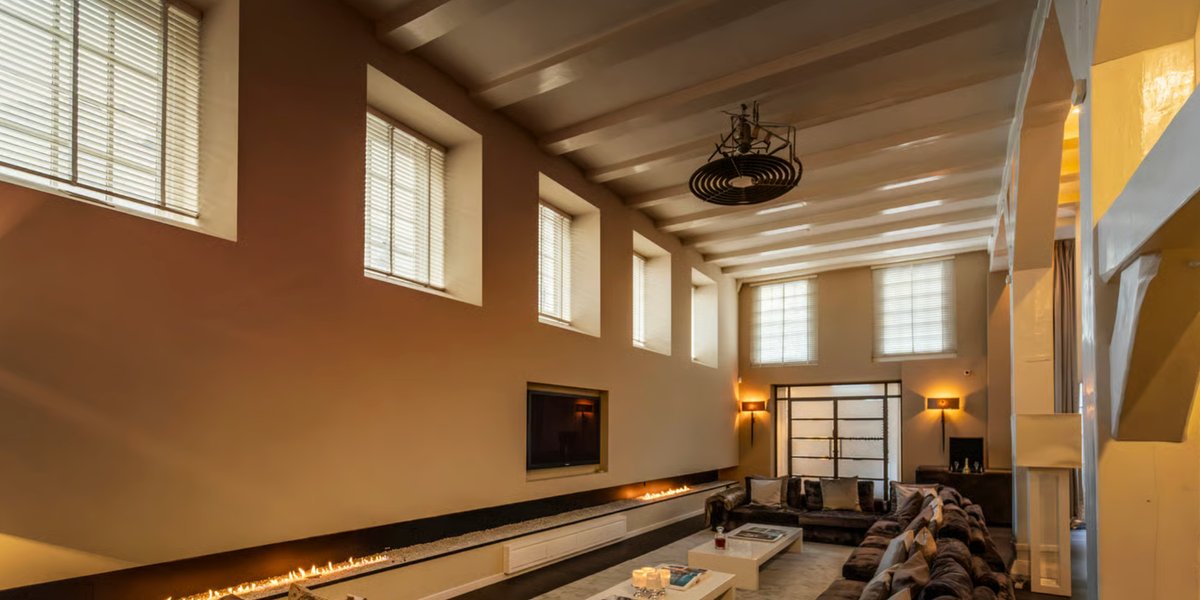 Maasbert Schouten gooit ex van Wesley Sneijder in de etalage (€4,4 miljoen) quotenet.nl/zakelijk/a6880…