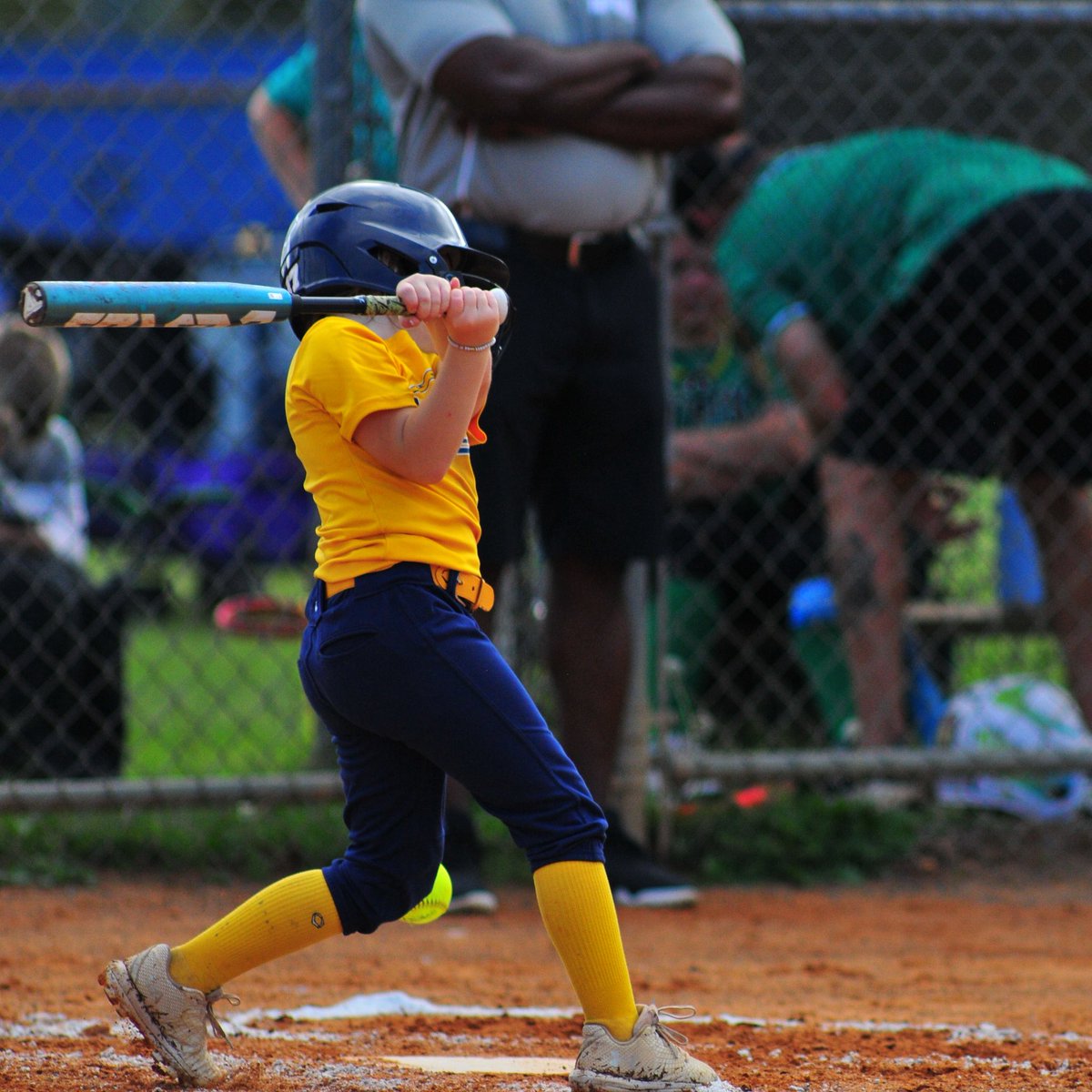 CE_Shields8u's tweet photo. Young LLG 8u team in action. Love seeing the growth of each one of these special ladies. @Org_LLG #getstruck #LLGShields https://t.co/G3Ygeg2zbw