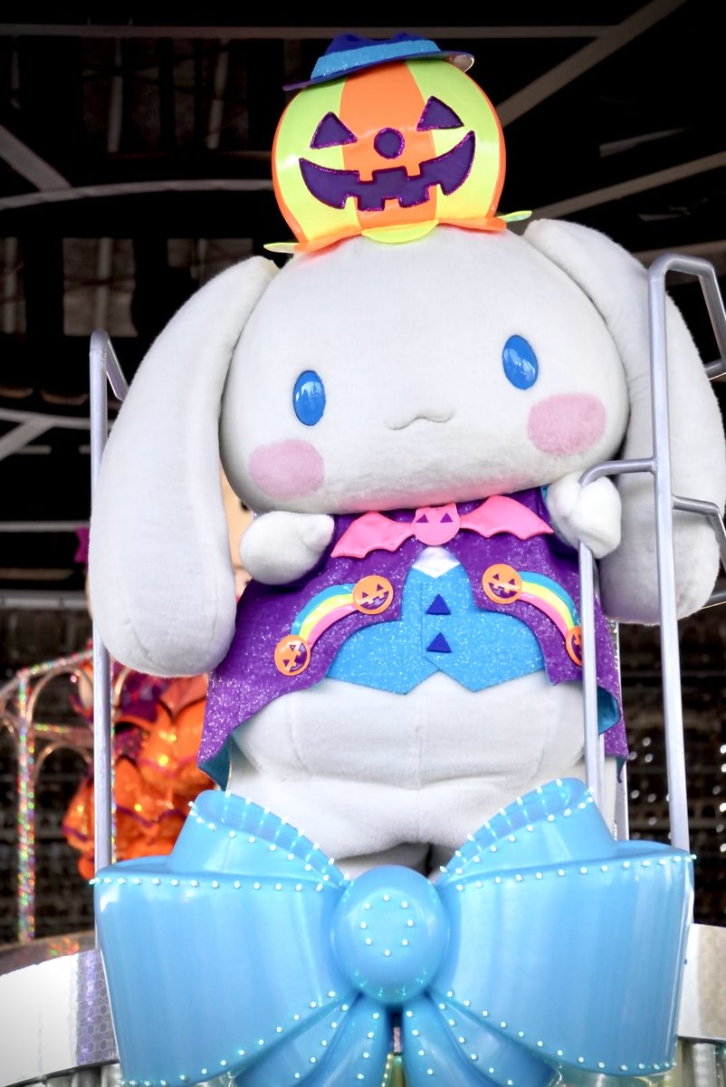 😈🎃🦇🍭👻✨✨