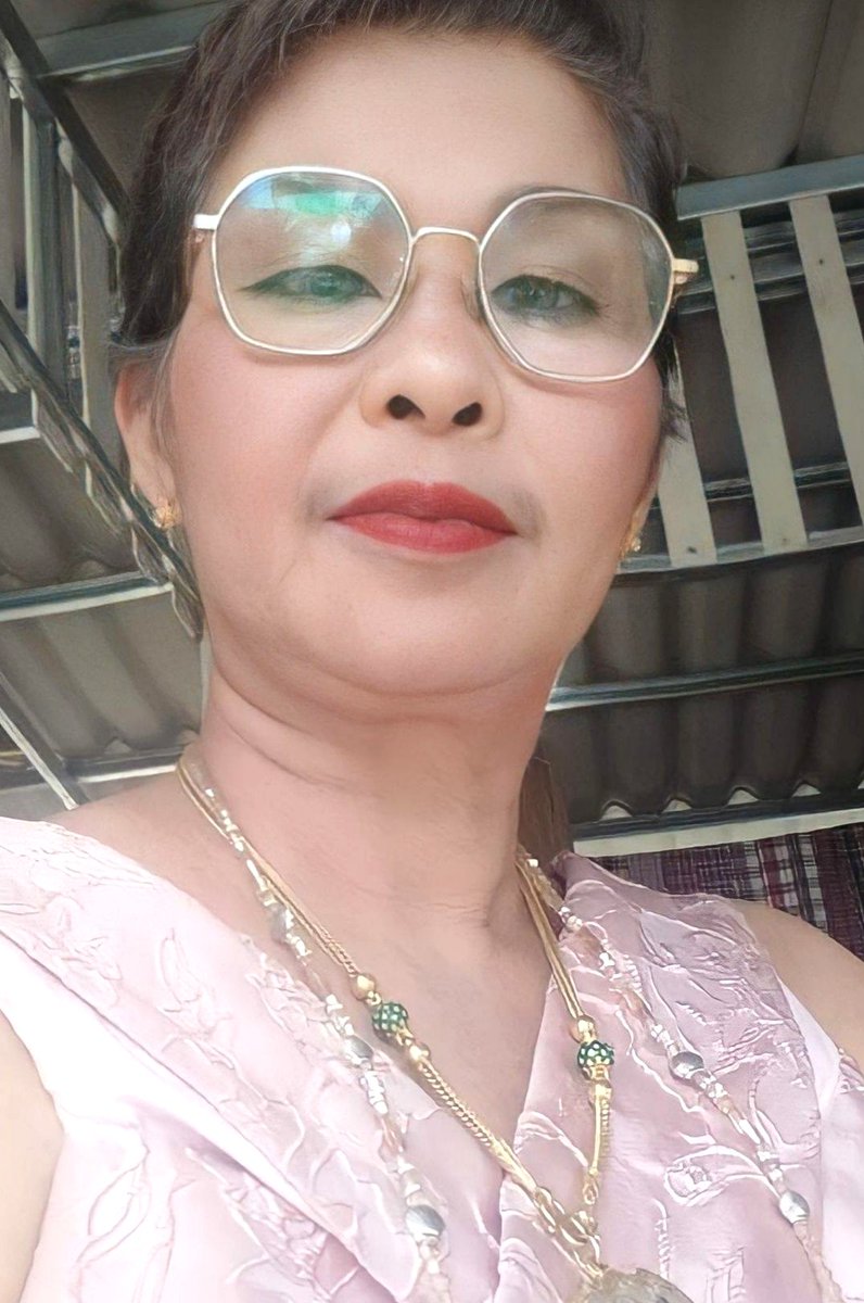 ว่าไงชอบมั้ย
8//////////D - -💦