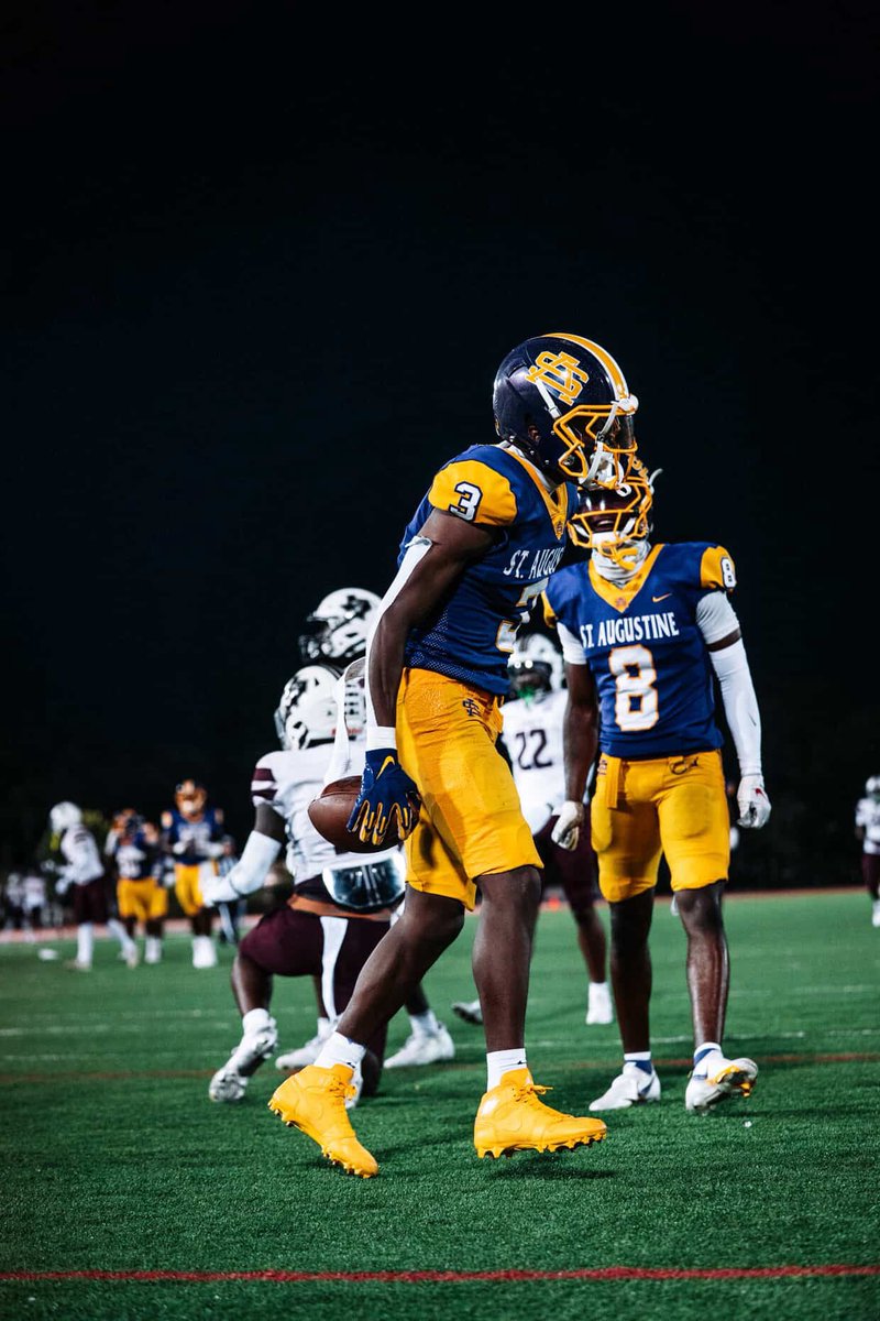 supermanray3's tweet image. Game day 3 😤🔒