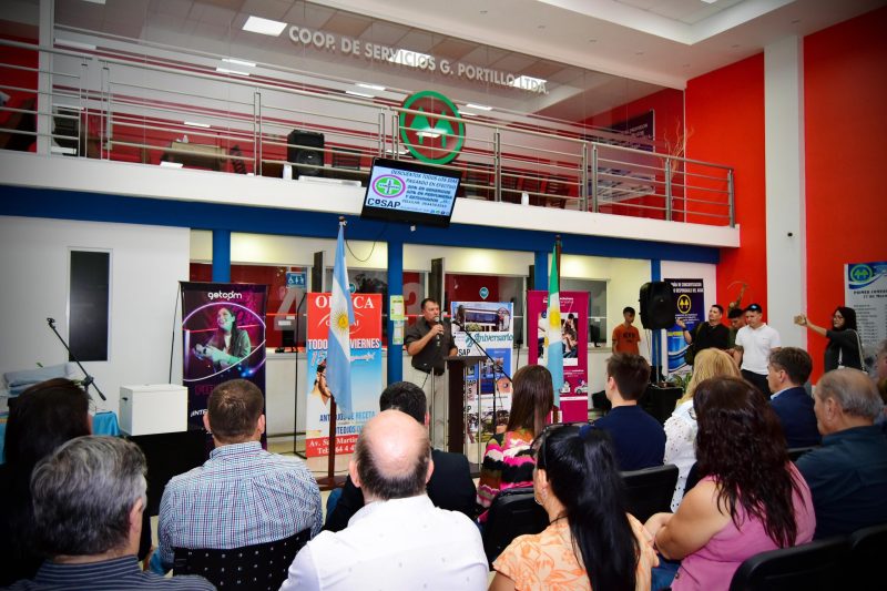 💧🤝COSAP garantiza el 1er acceso esencial al #agua a 400 familias en el Impenetrable Chaqueño.

“Cuando las partidas presupuestarias no alcanzan para garantizar derechos, aparece el sistema #cooperativo”, remarcó so presidente, Daniel Detzel🌍🚰.

➕en ansol.com.ar/cosap-cooperat…