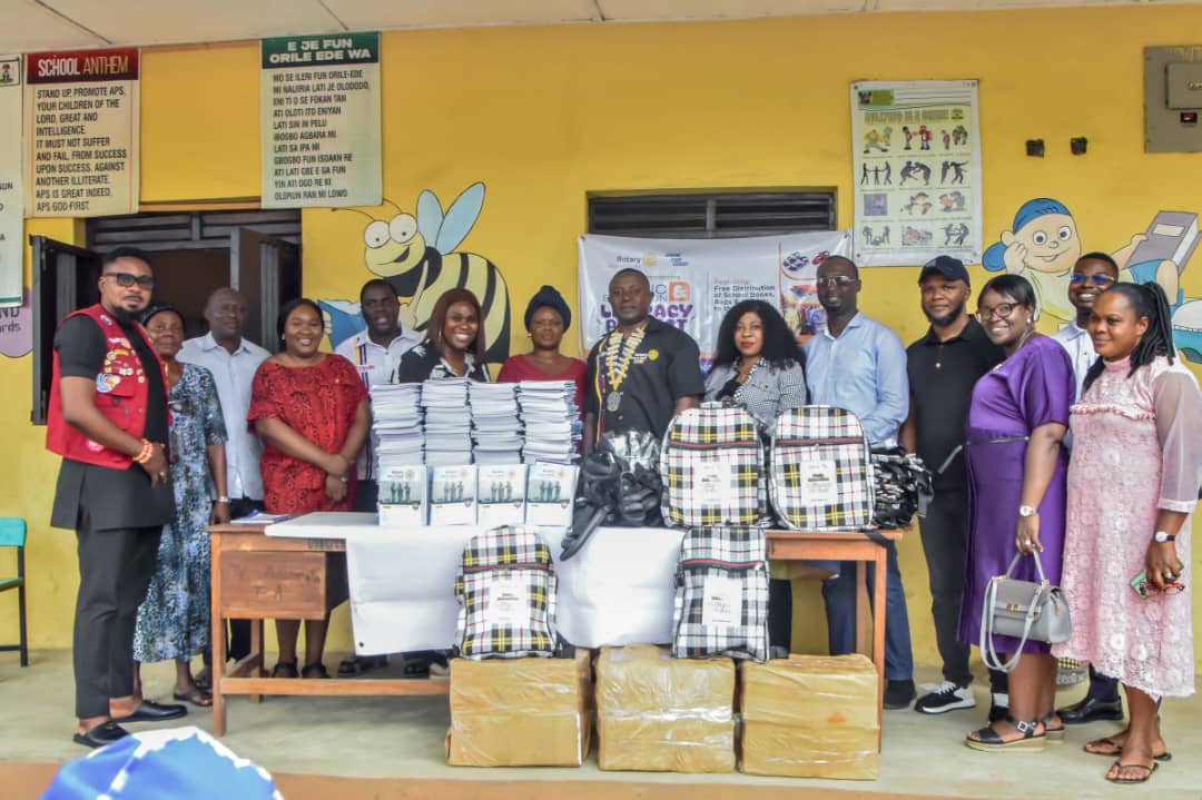 The true reward of giving is found in the smiles of children

Gracias! <a href="/OjoduRc/">Rotary Club Of Ojodu</a> <a href="/Rotary/">Rotary International</a>